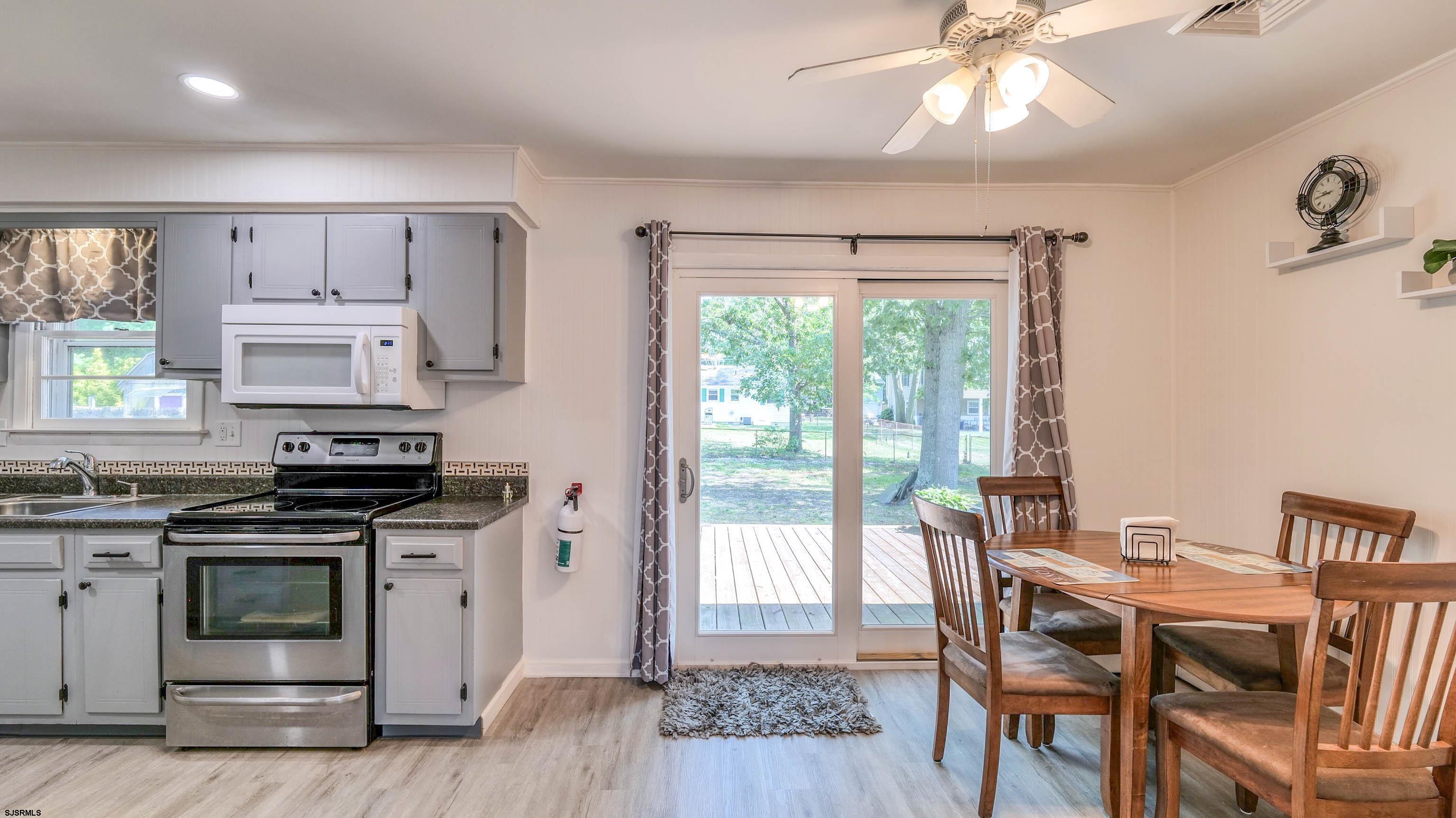 13 Cooper Dr