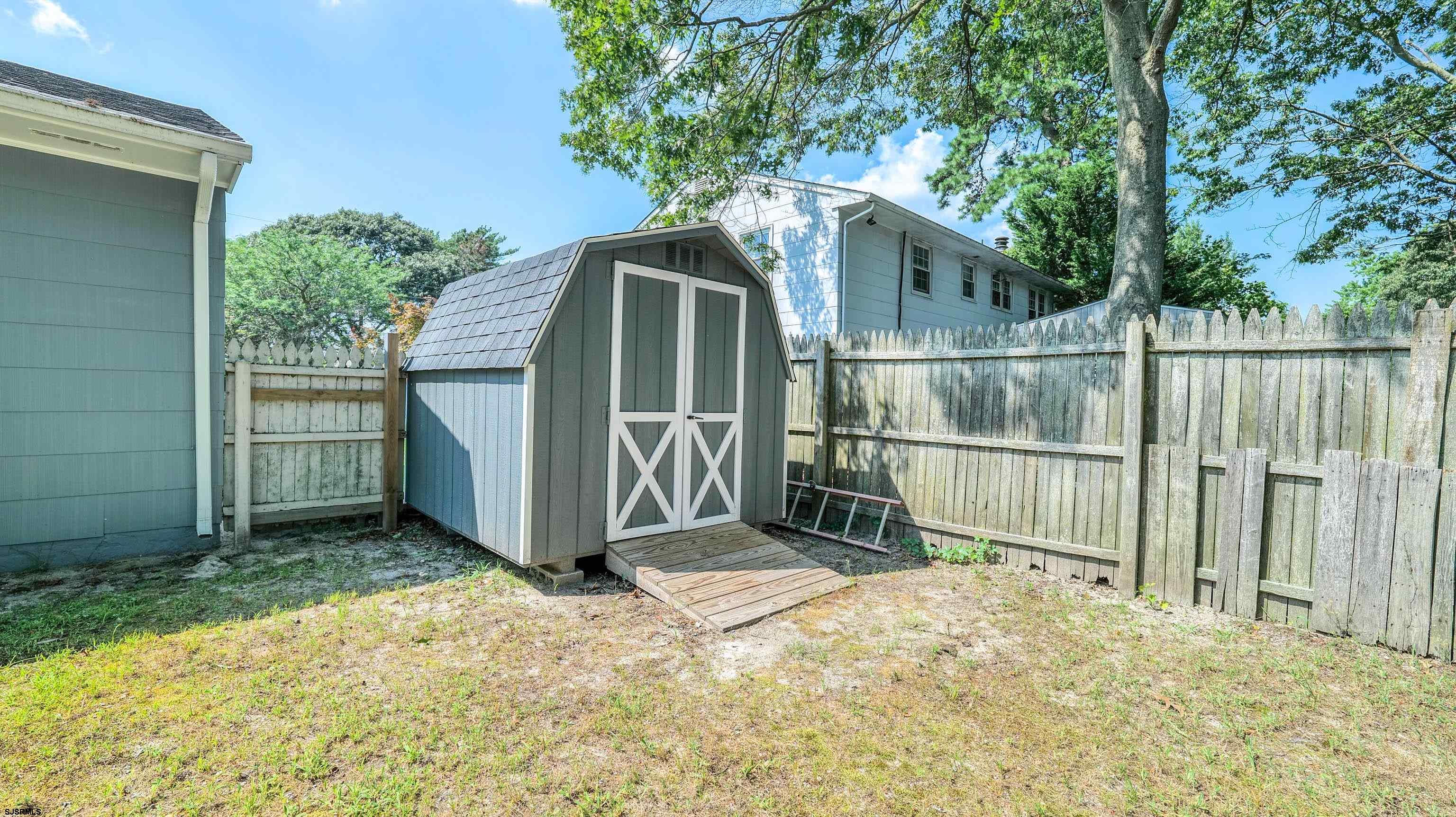 13 Cooper Dr