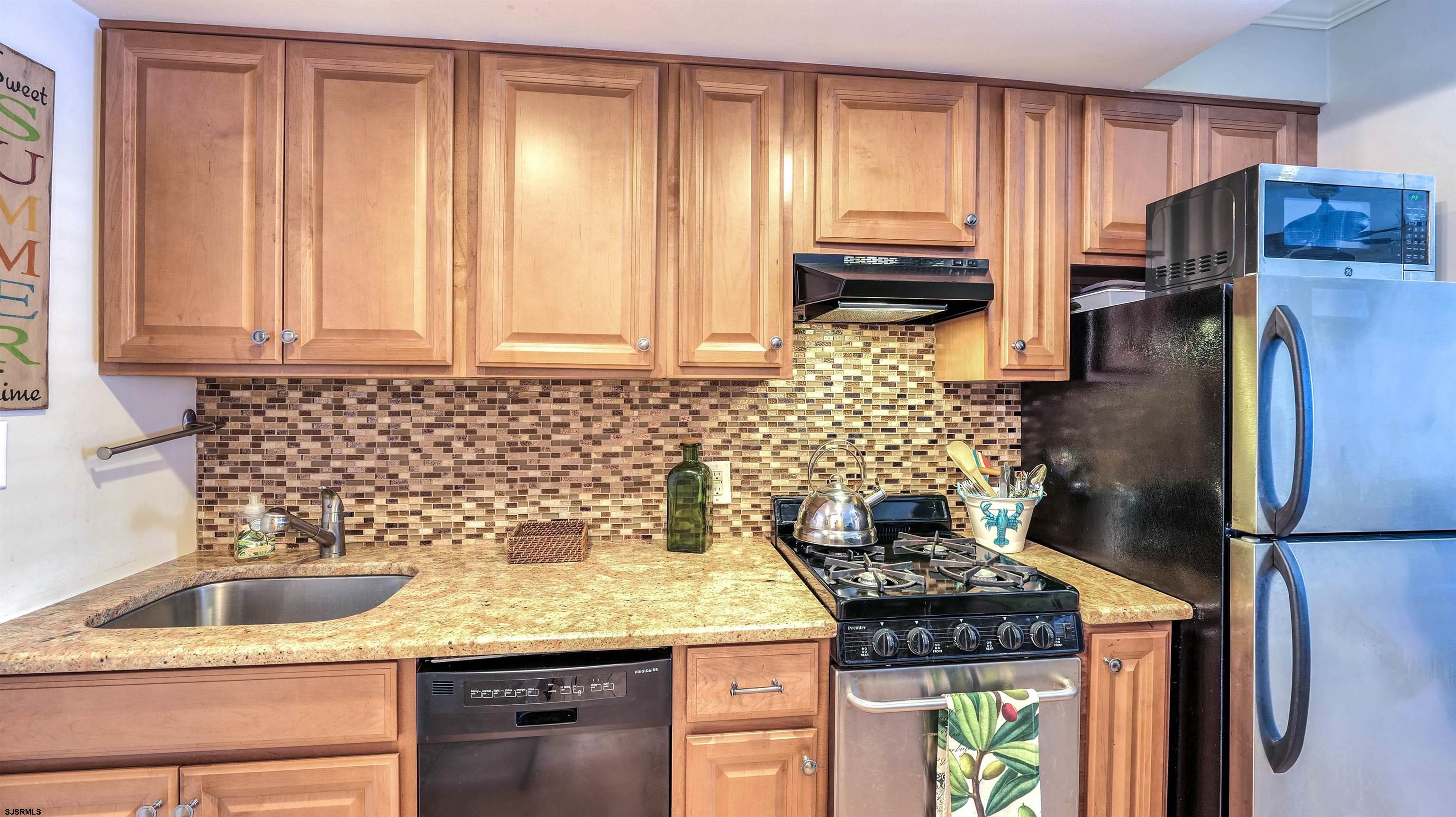 130 N Adams Ave Unit: J