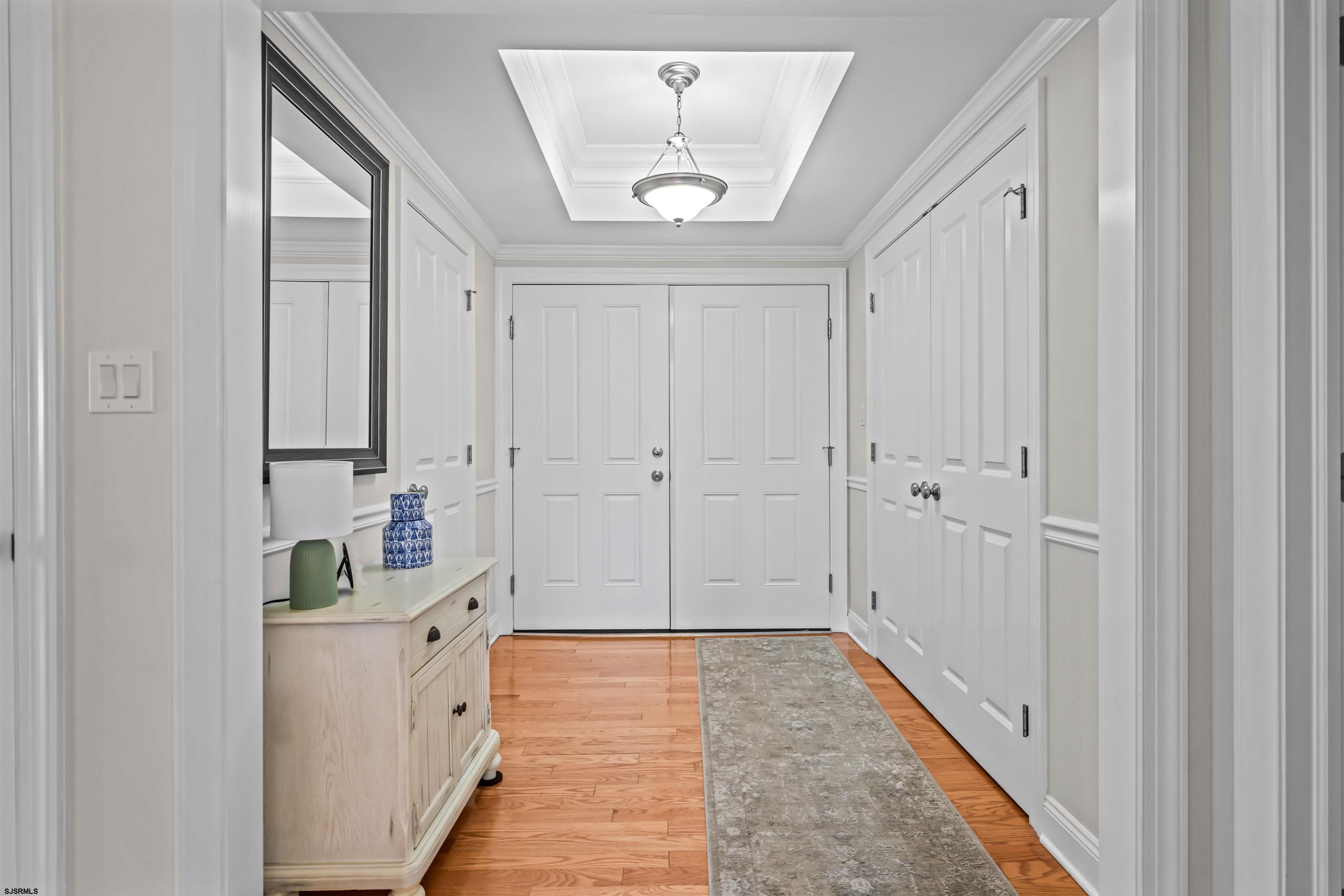 23 S Washington Ave Unit: 2A