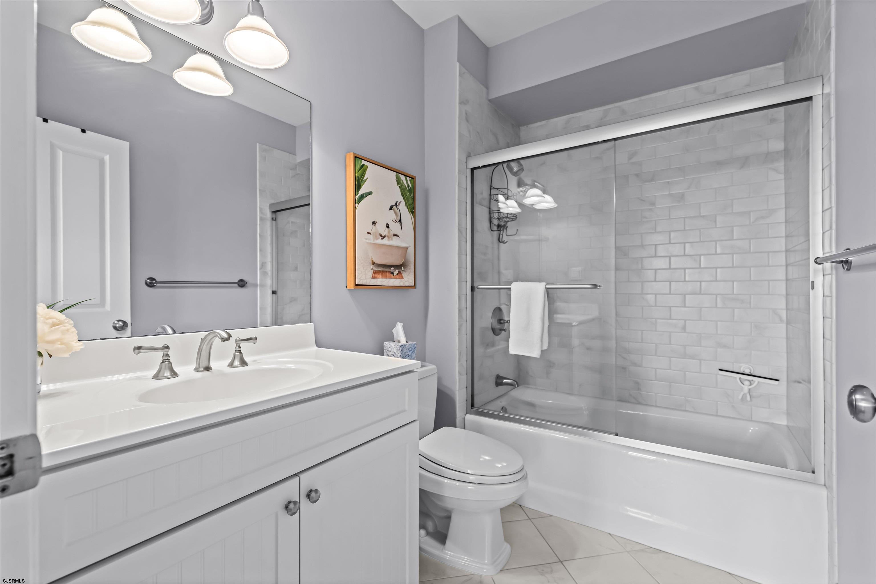 23 S Washington Ave Unit: 2A