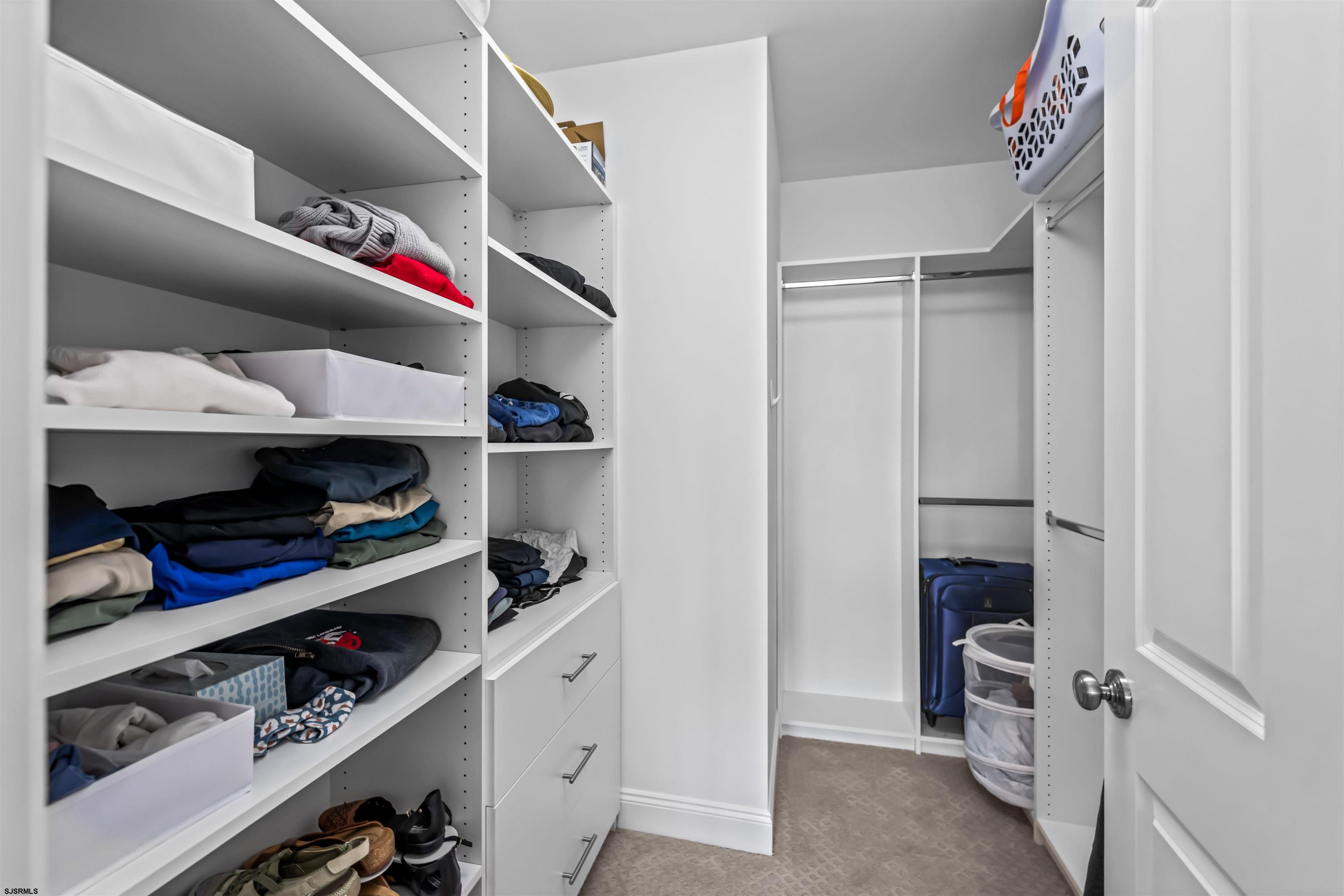 23 S Washington Ave Unit: 2A