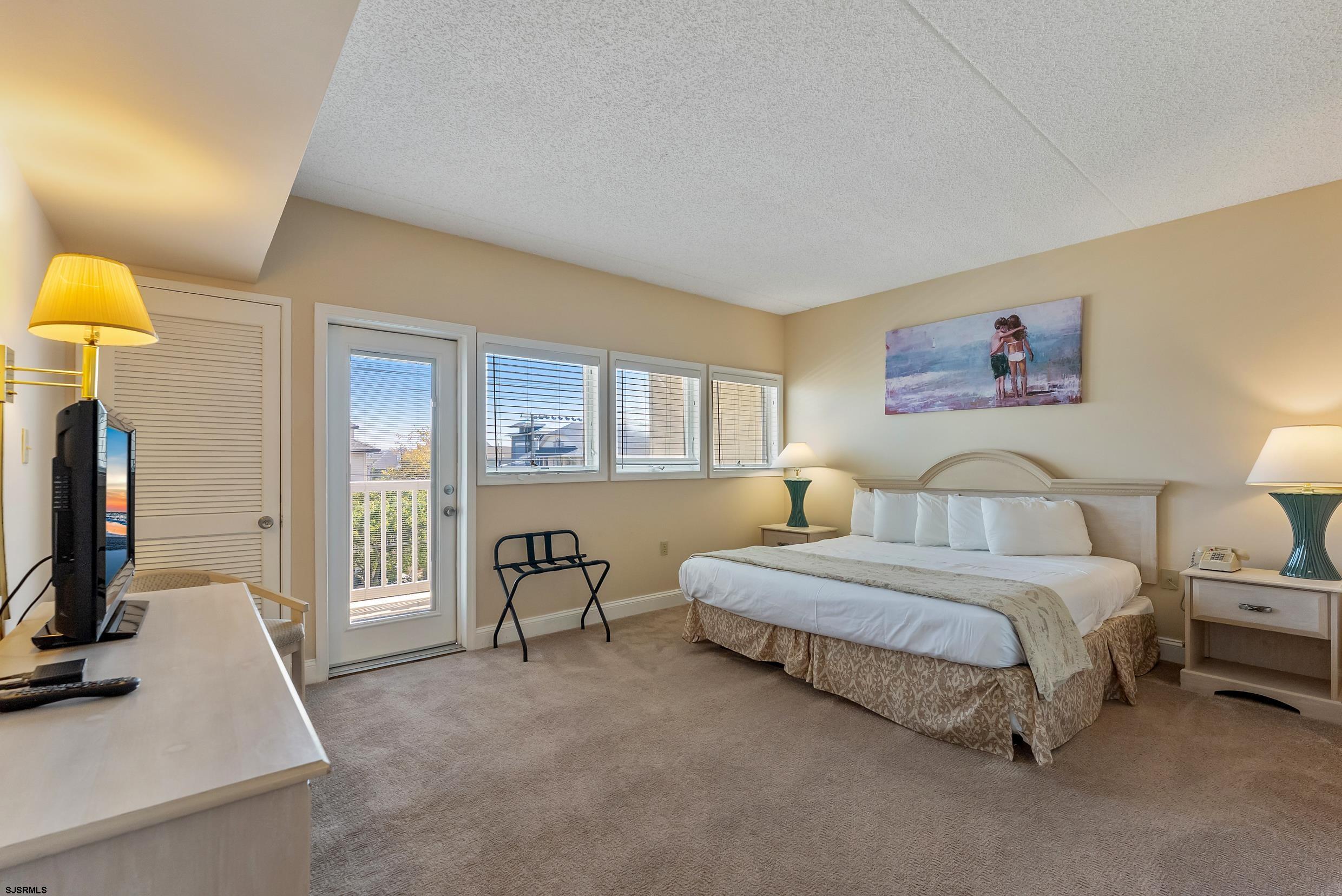 812 Ocean Ave Unit: 218