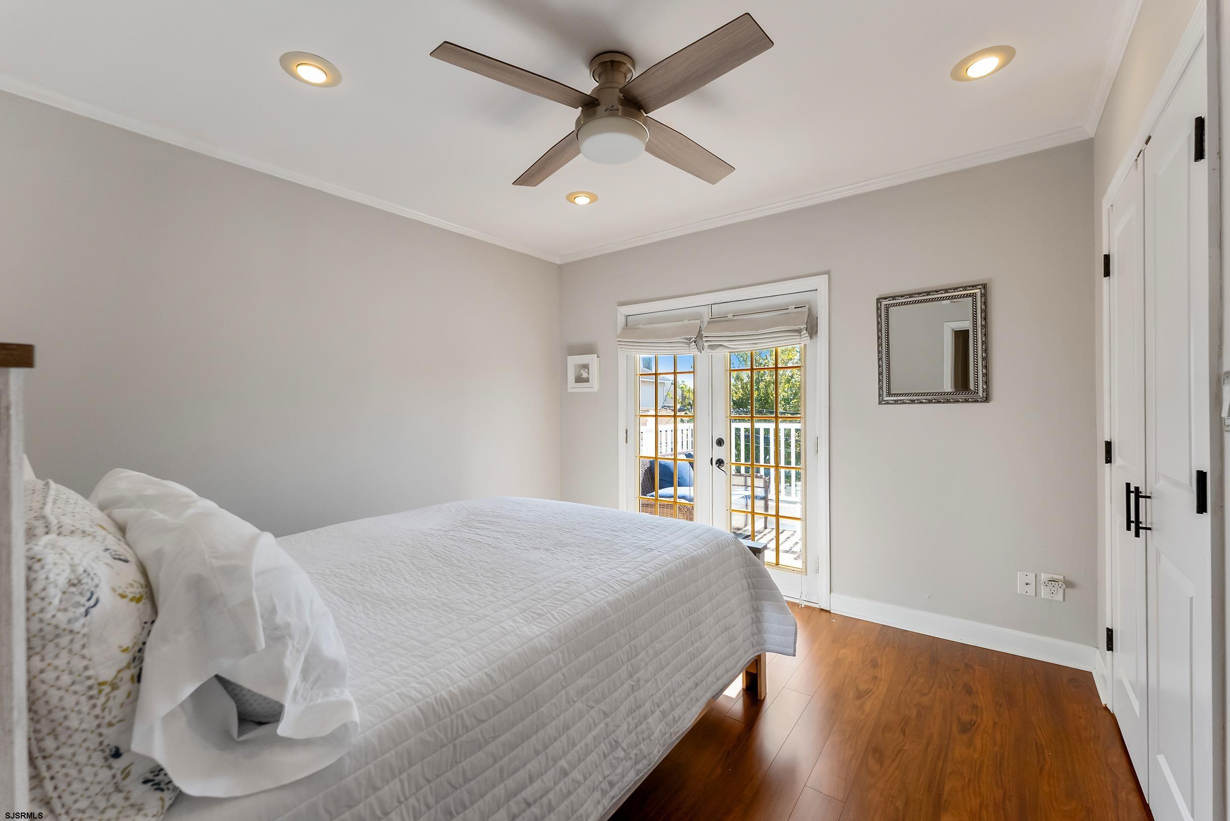 121 N Princeton Ave