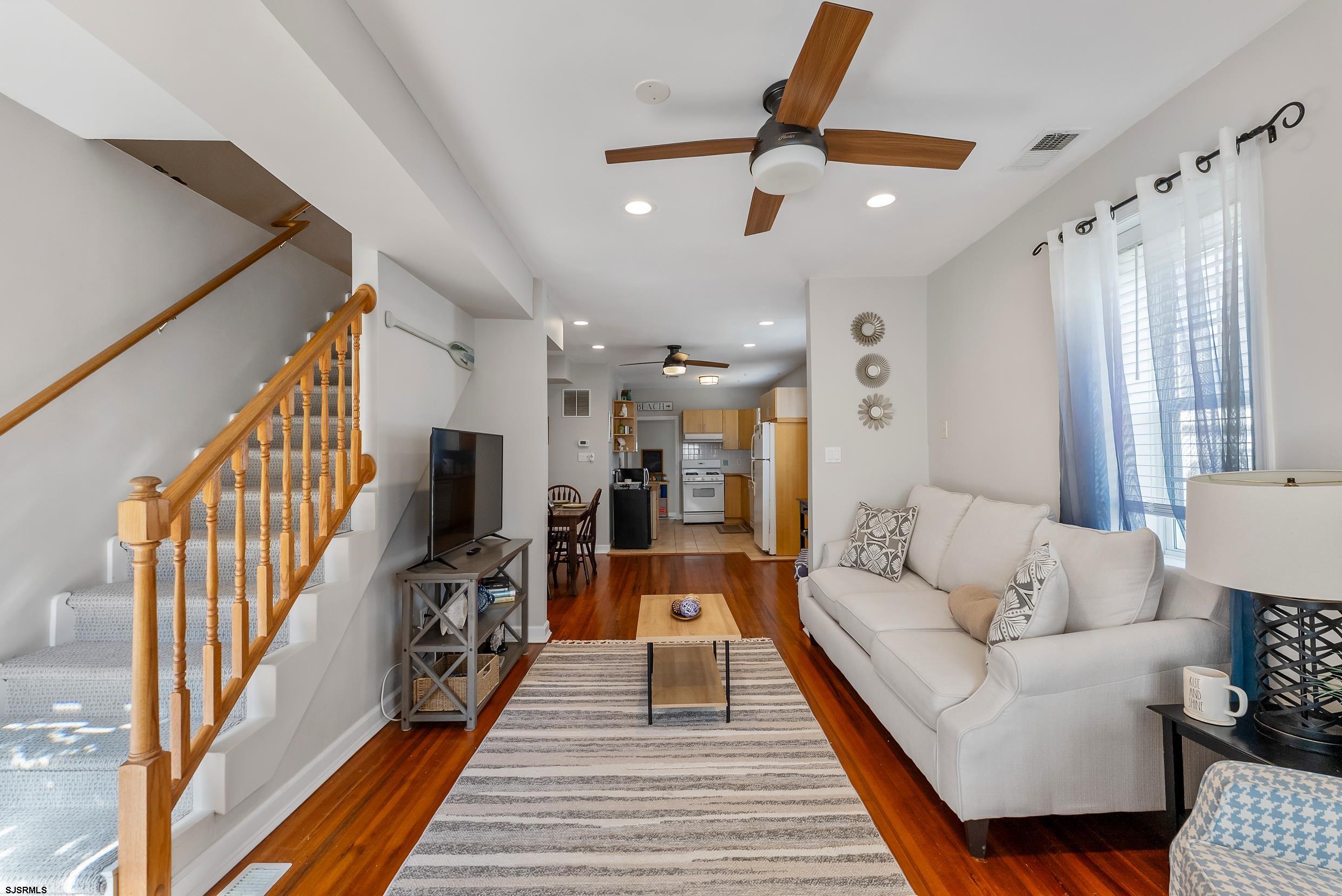 121 N Princeton Ave
