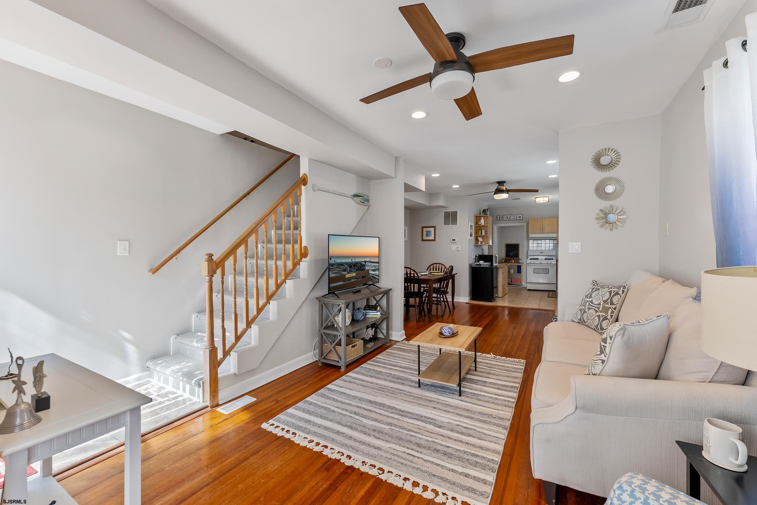 121 N Princeton Ave