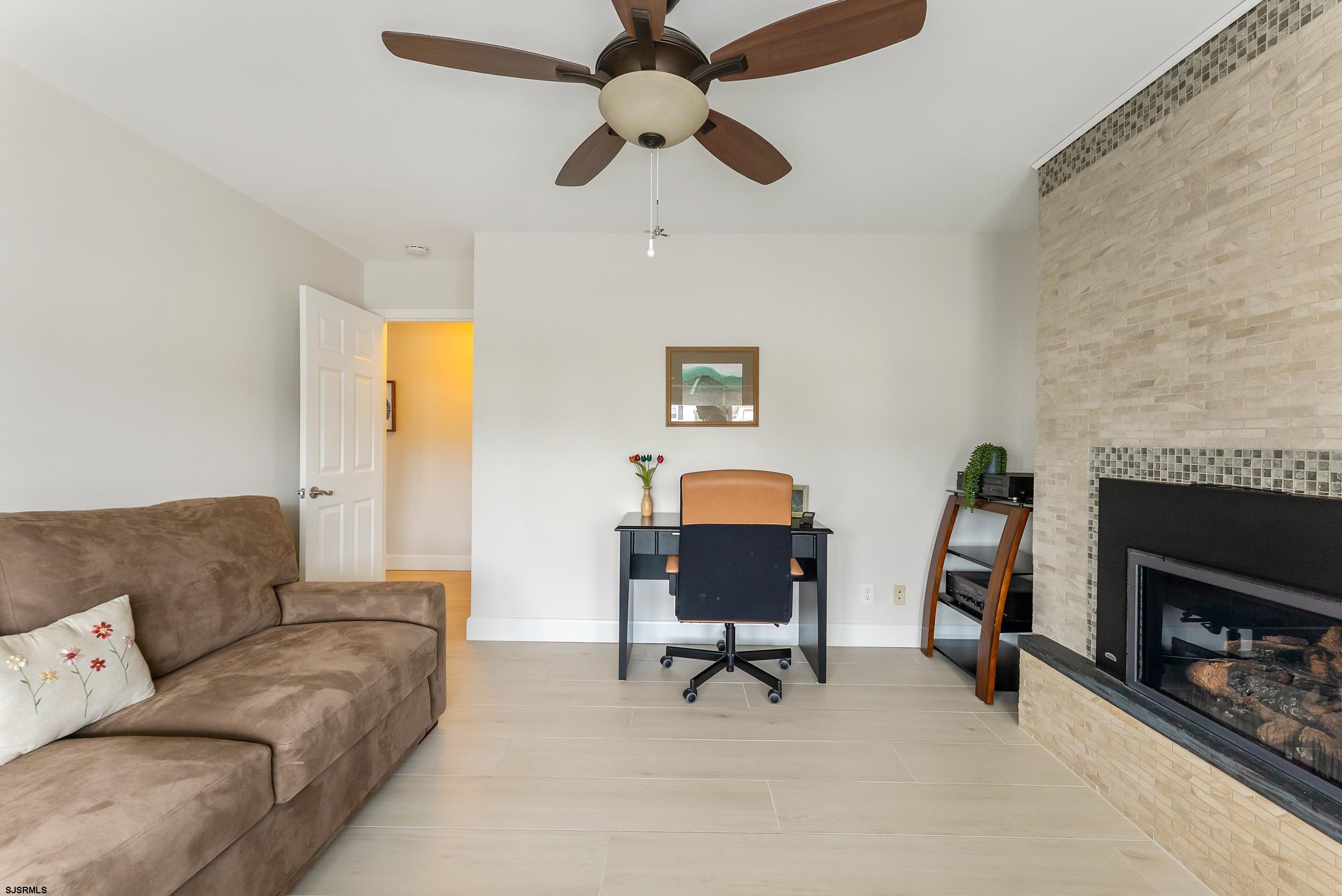 216 N Jerome Ave