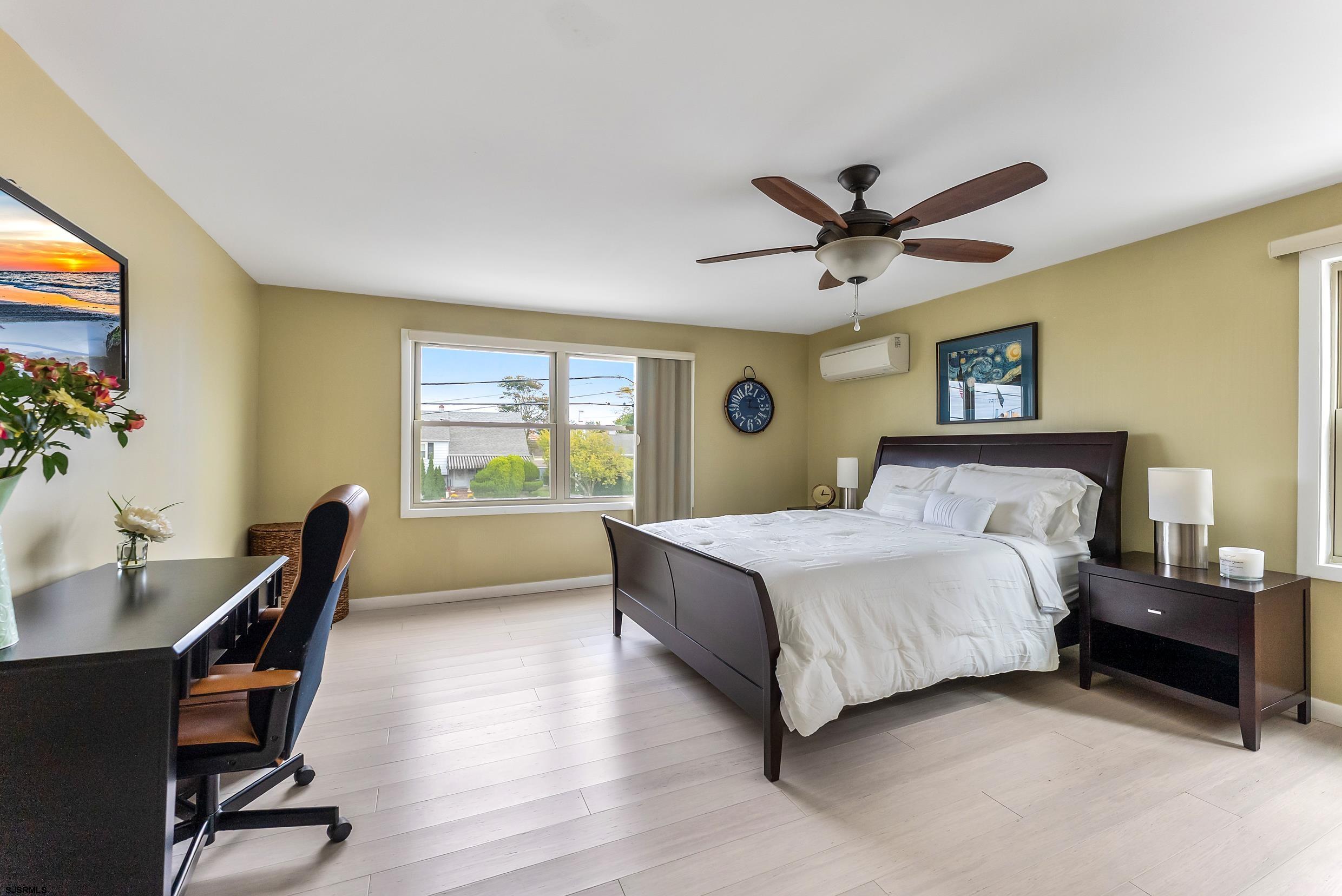 216 N Jerome Ave