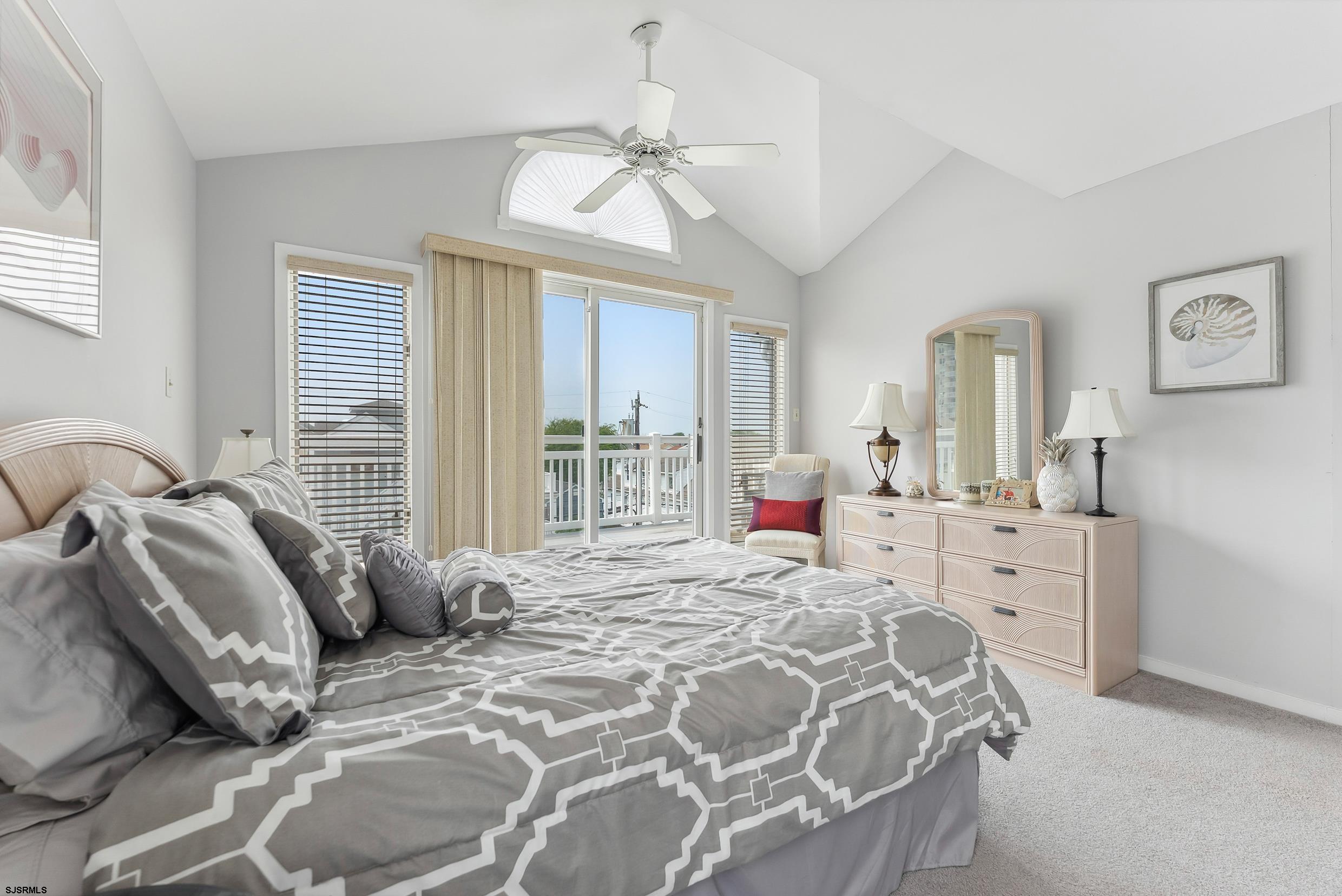 21 S Adams Ave Unit: 5