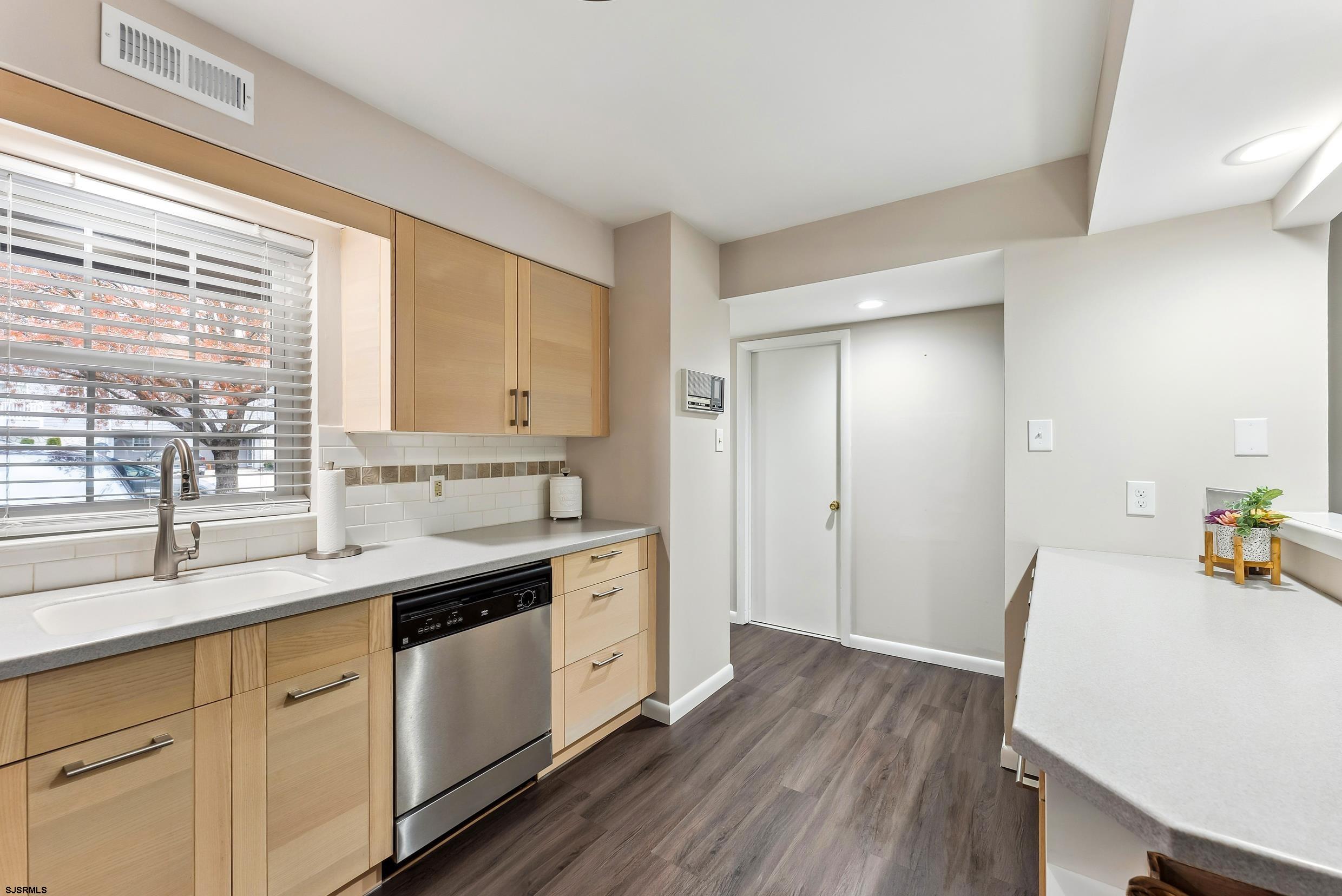 44 Harborwood Dr