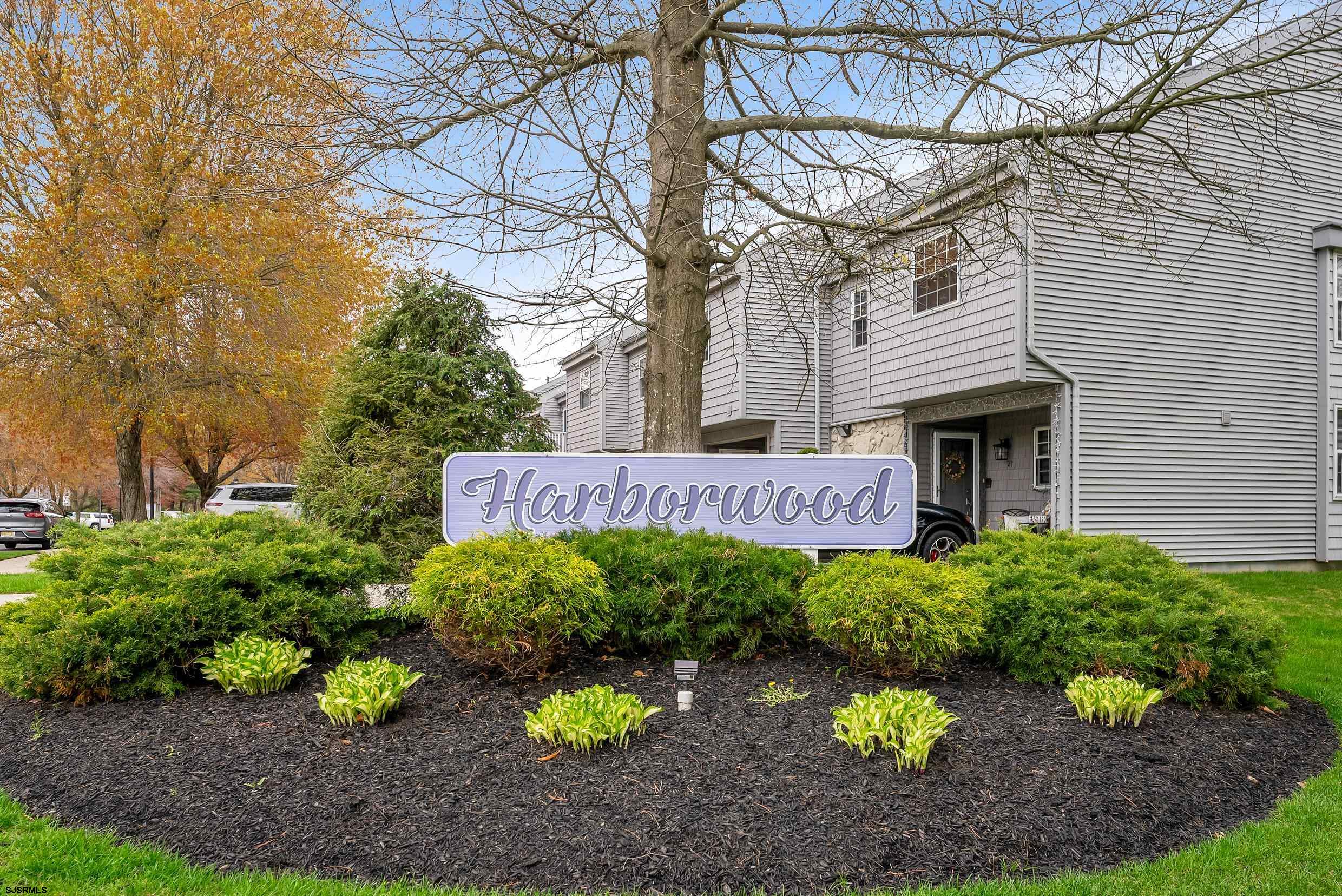 44 Harborwood Dr