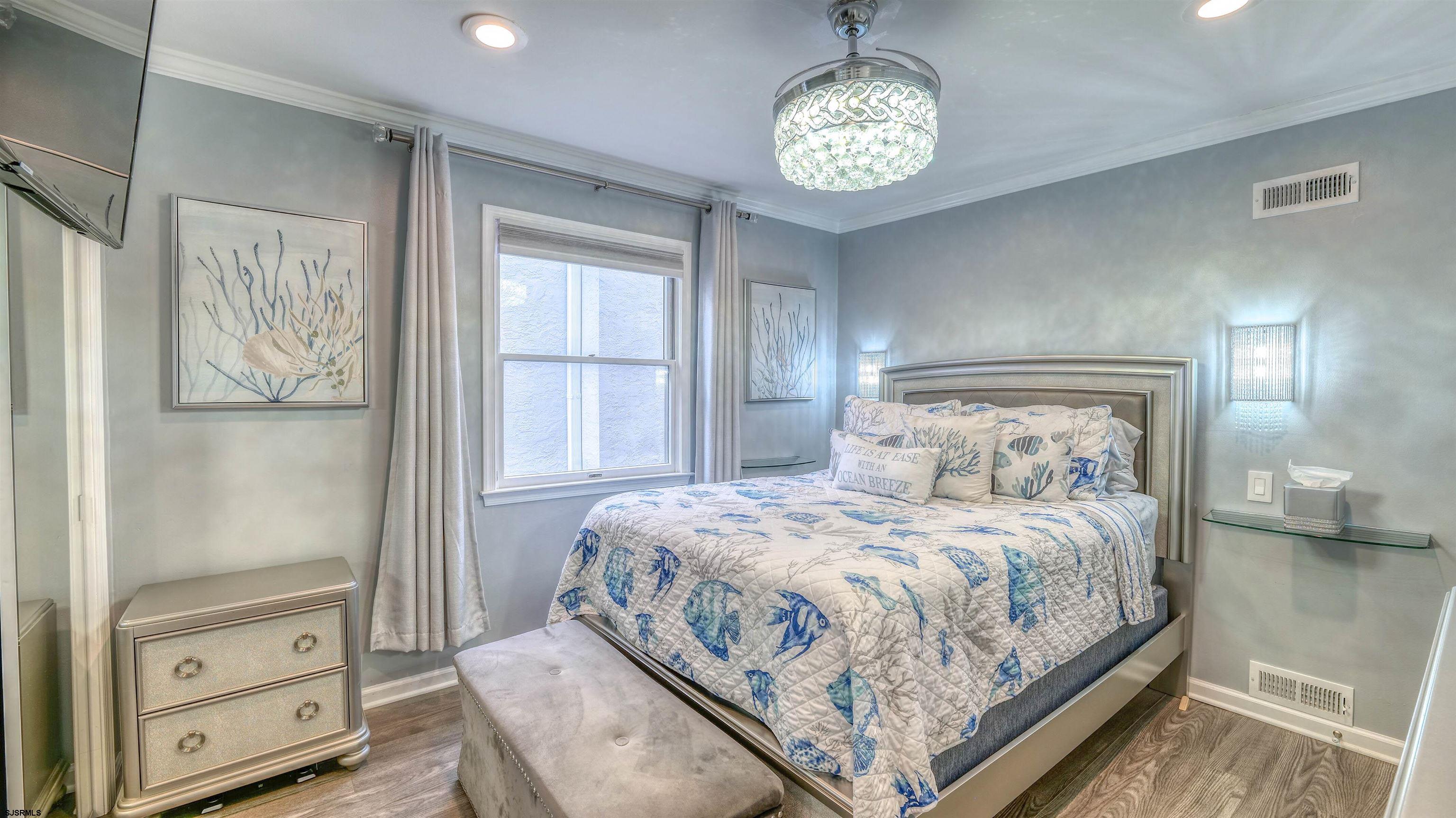 9609 Pacific Ave Unit: 5