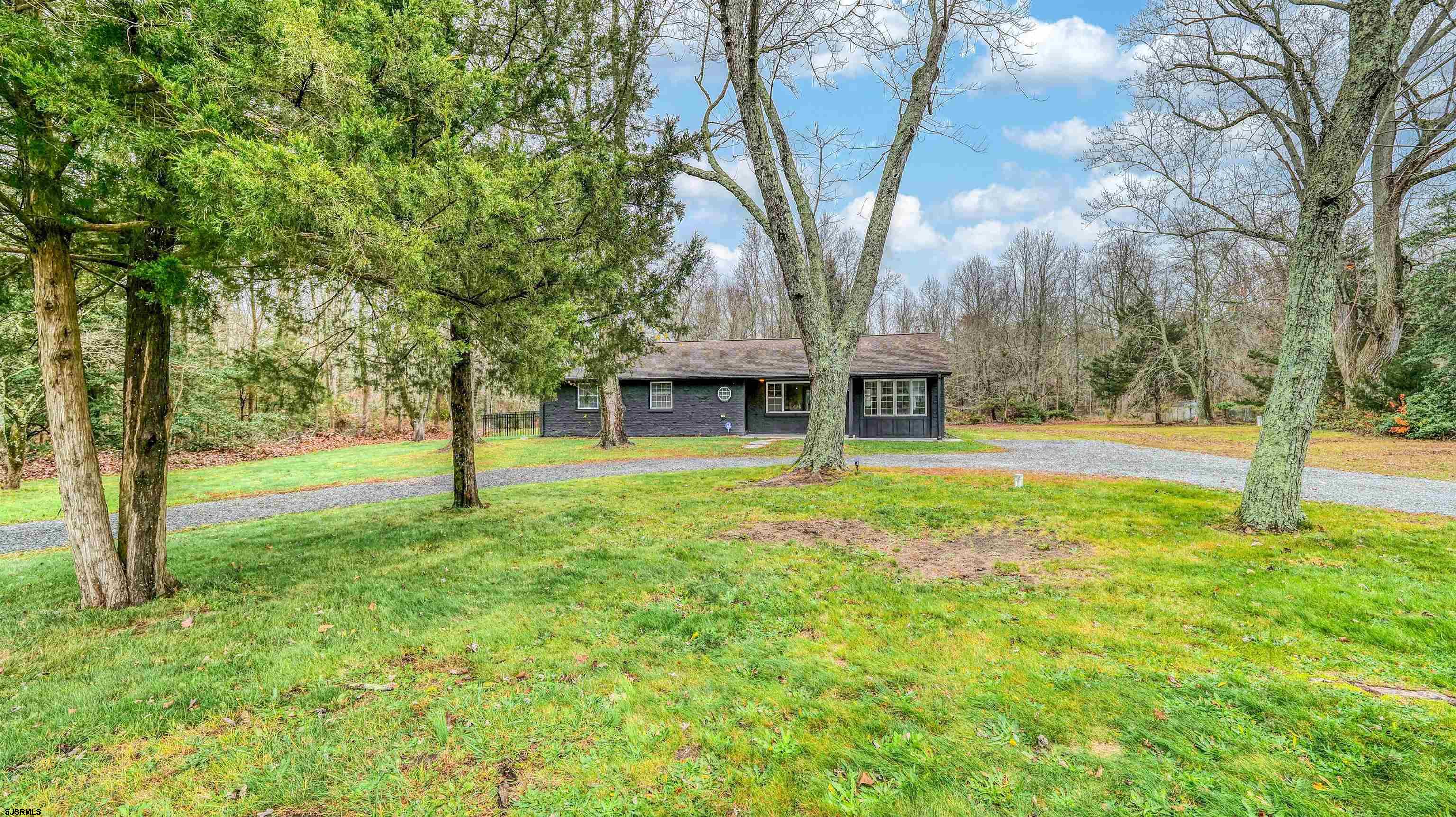1048 Ocean Heights