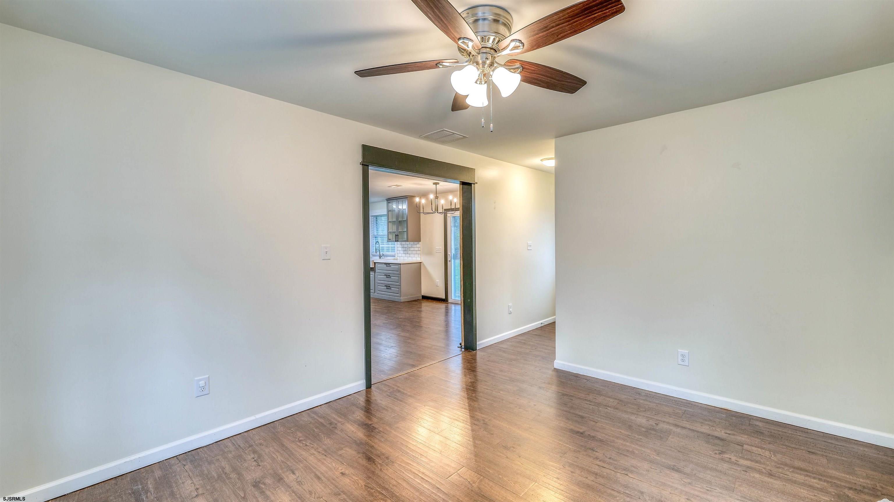 1048 Ocean Heights