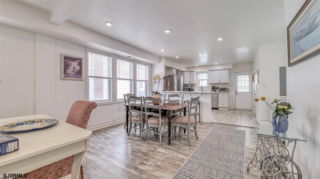 14 N Vassar Square