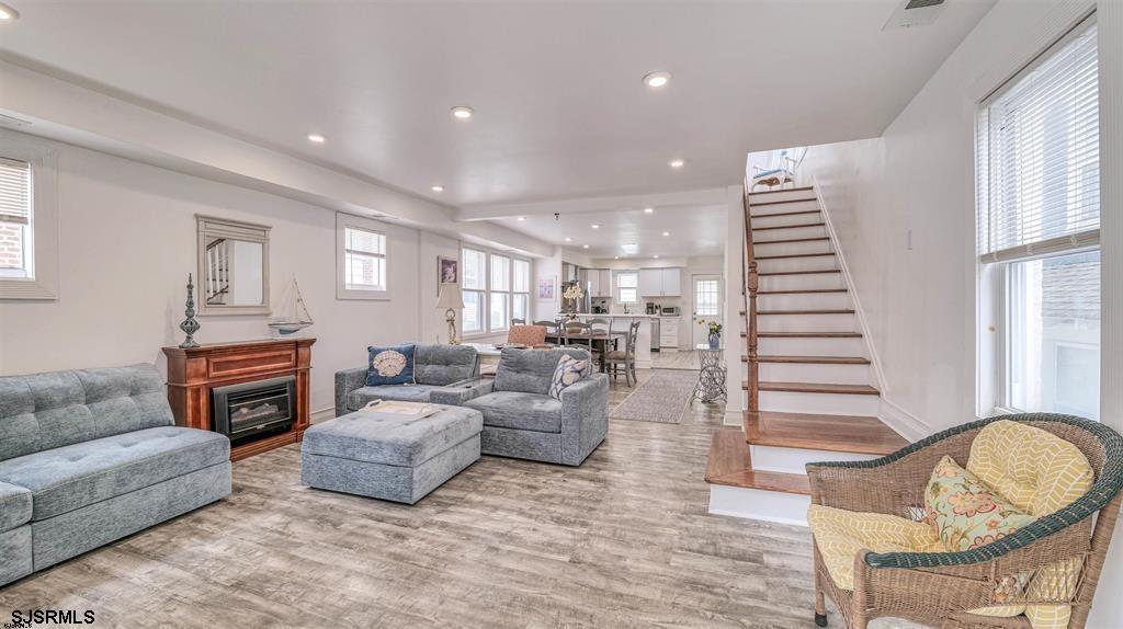 14 N Vassar Square
