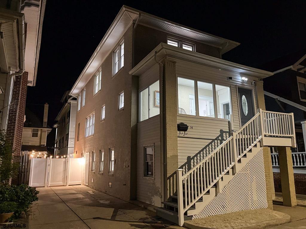 14 N Vassar Square