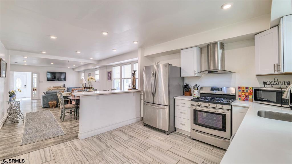 14 N Vassar Square