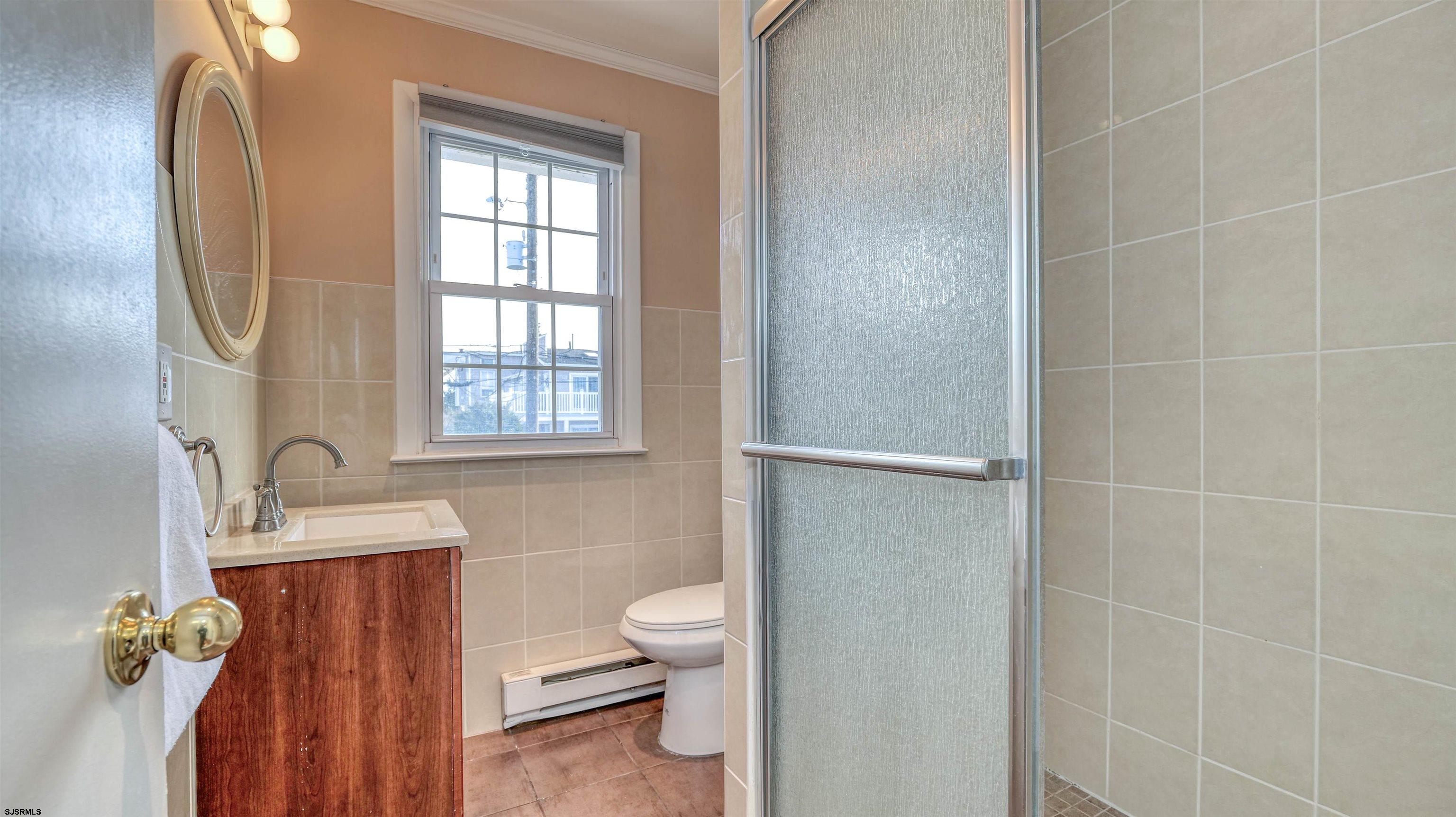 9709 Monmouth Ave Unit: C2