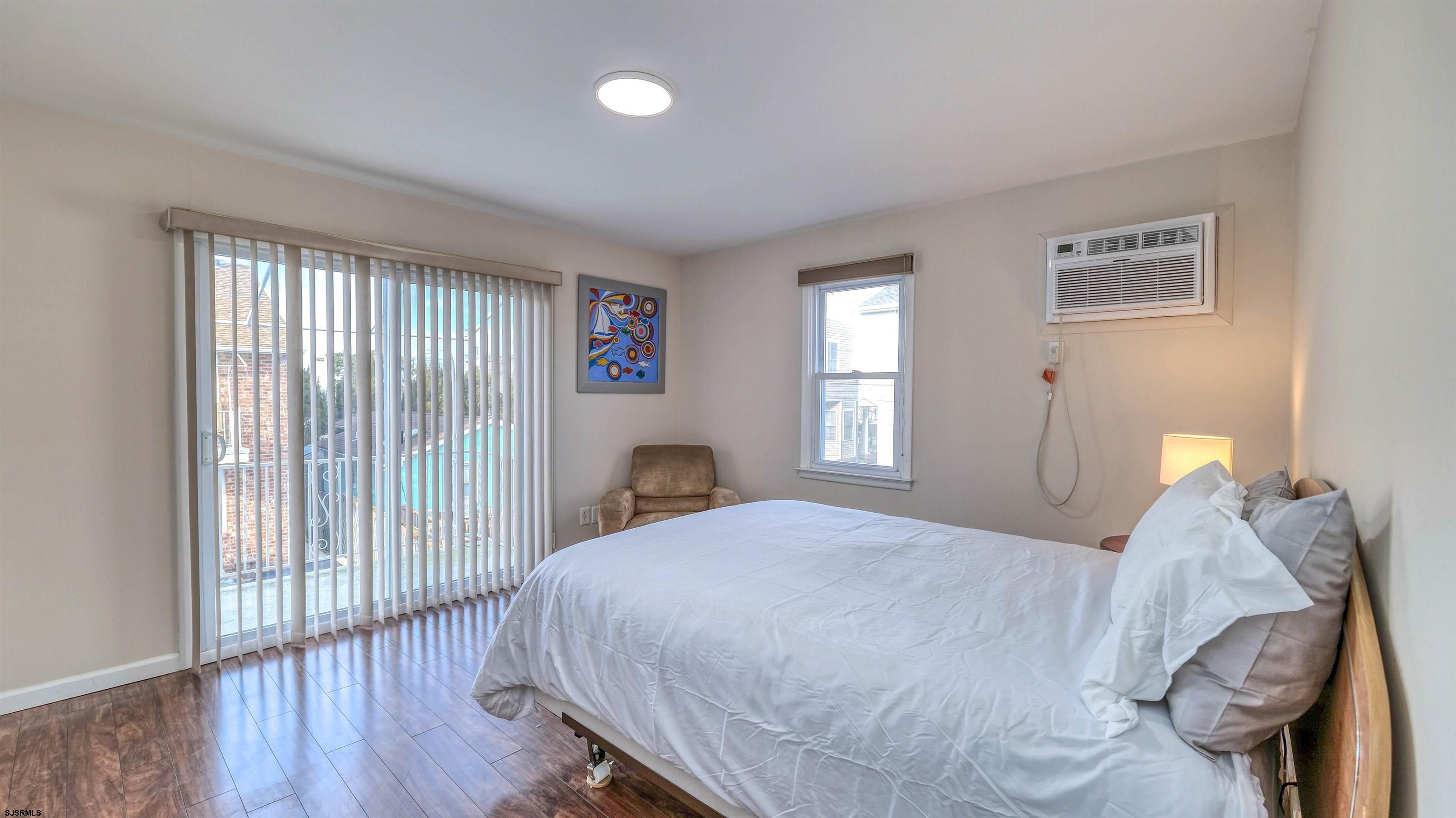 9709 Monmouth Ave Unit: C2