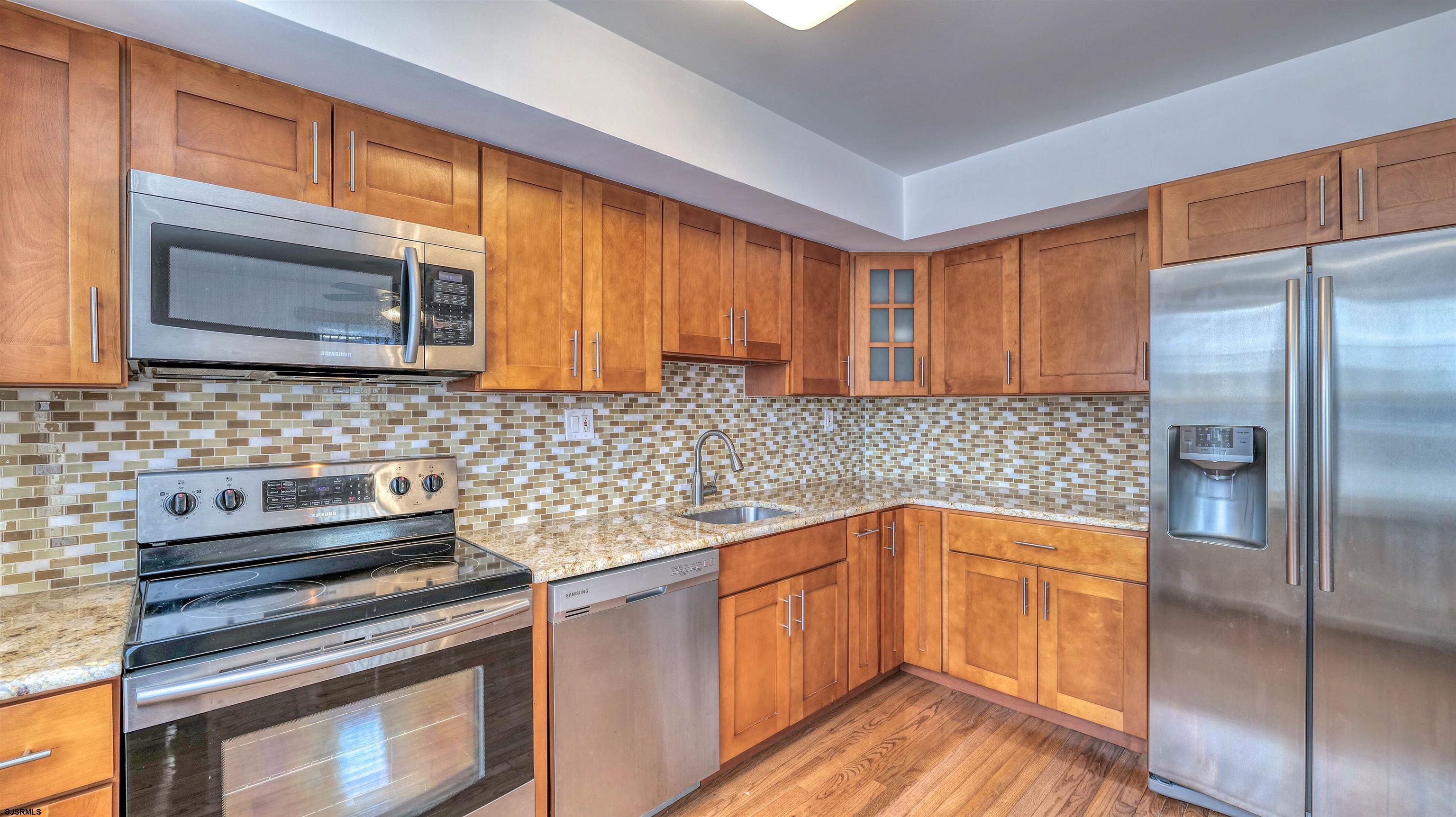 9709 Monmouth Ave Unit: C2