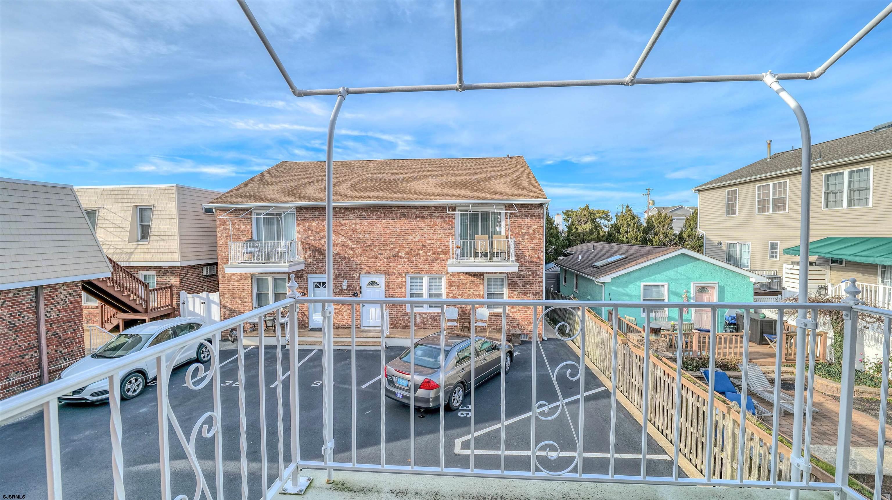 9709 Monmouth Ave Unit: C2