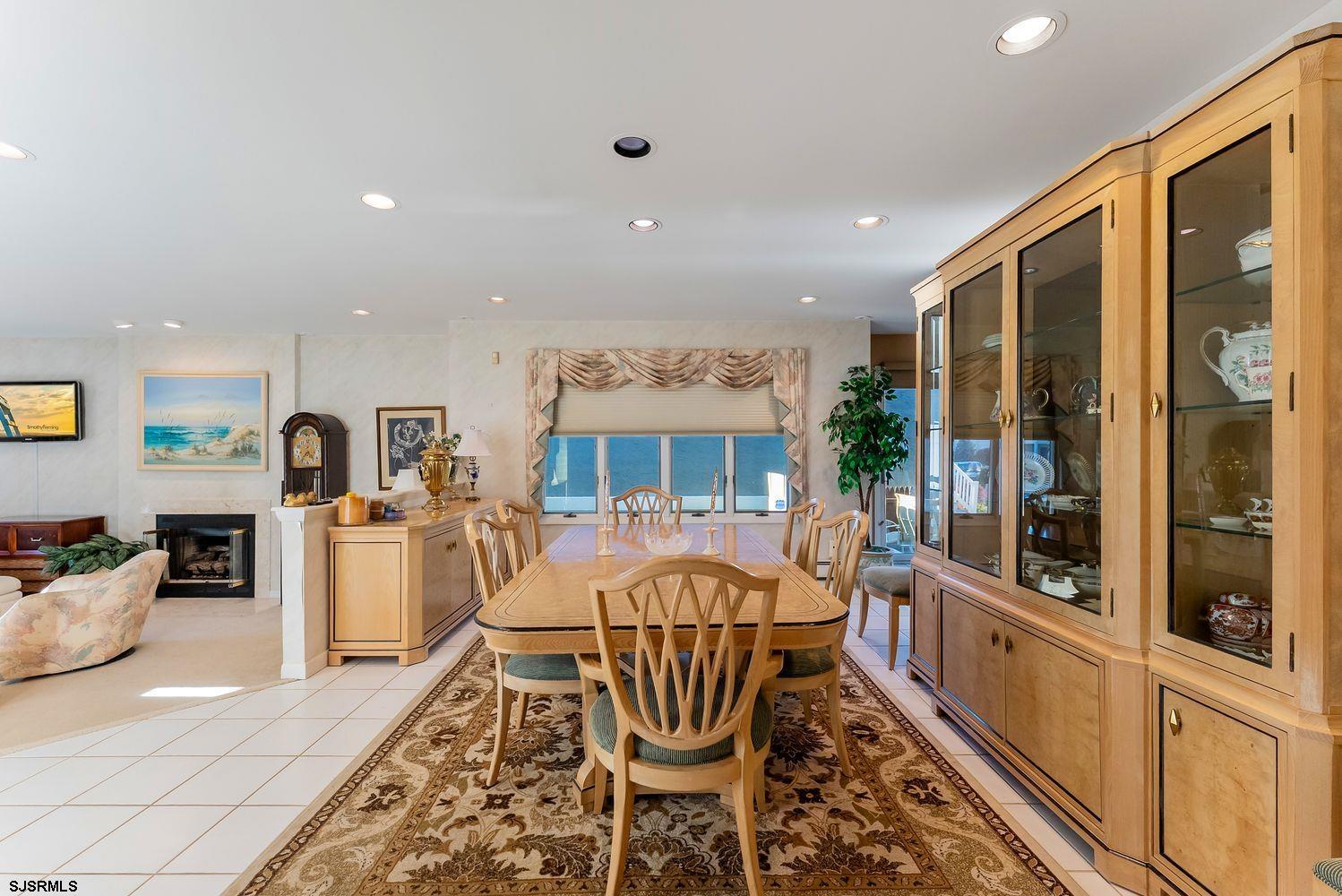 9 Seaside Ct