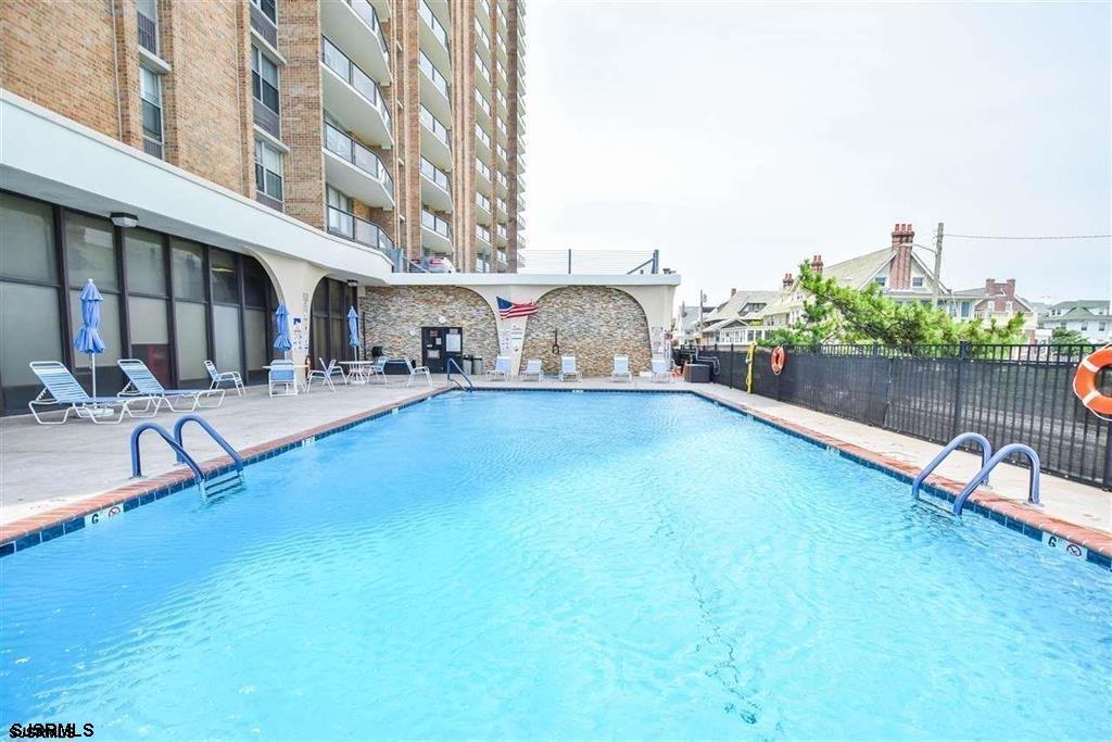 4800 Boardwalk Unit: 604