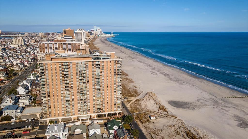 4800 Boardwalk Unit: 604