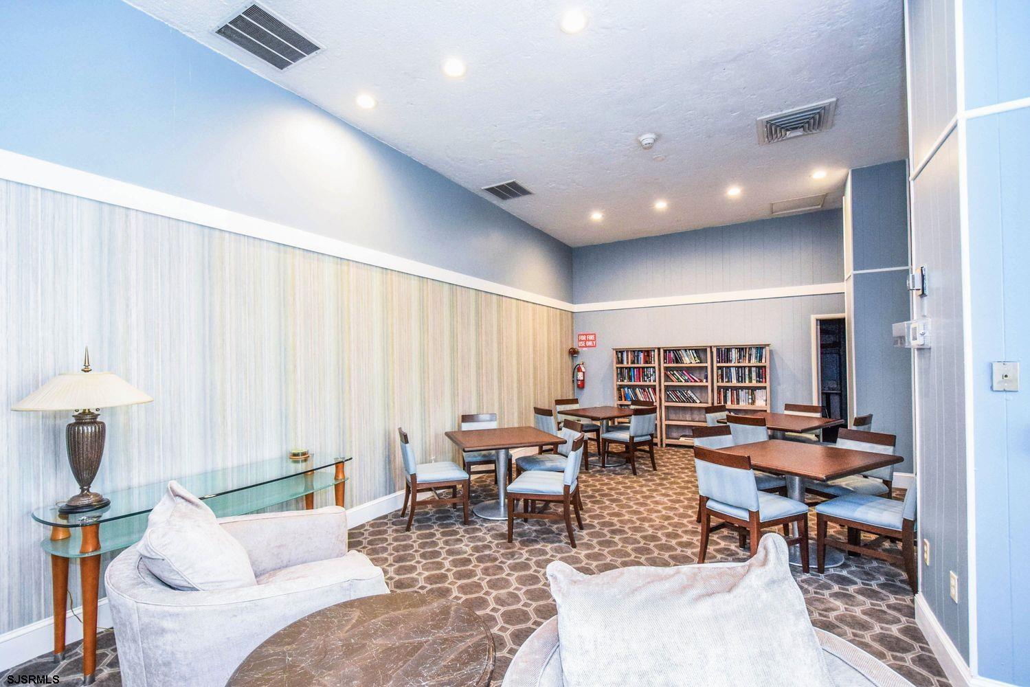 4800 Boardwalk Unit: 604