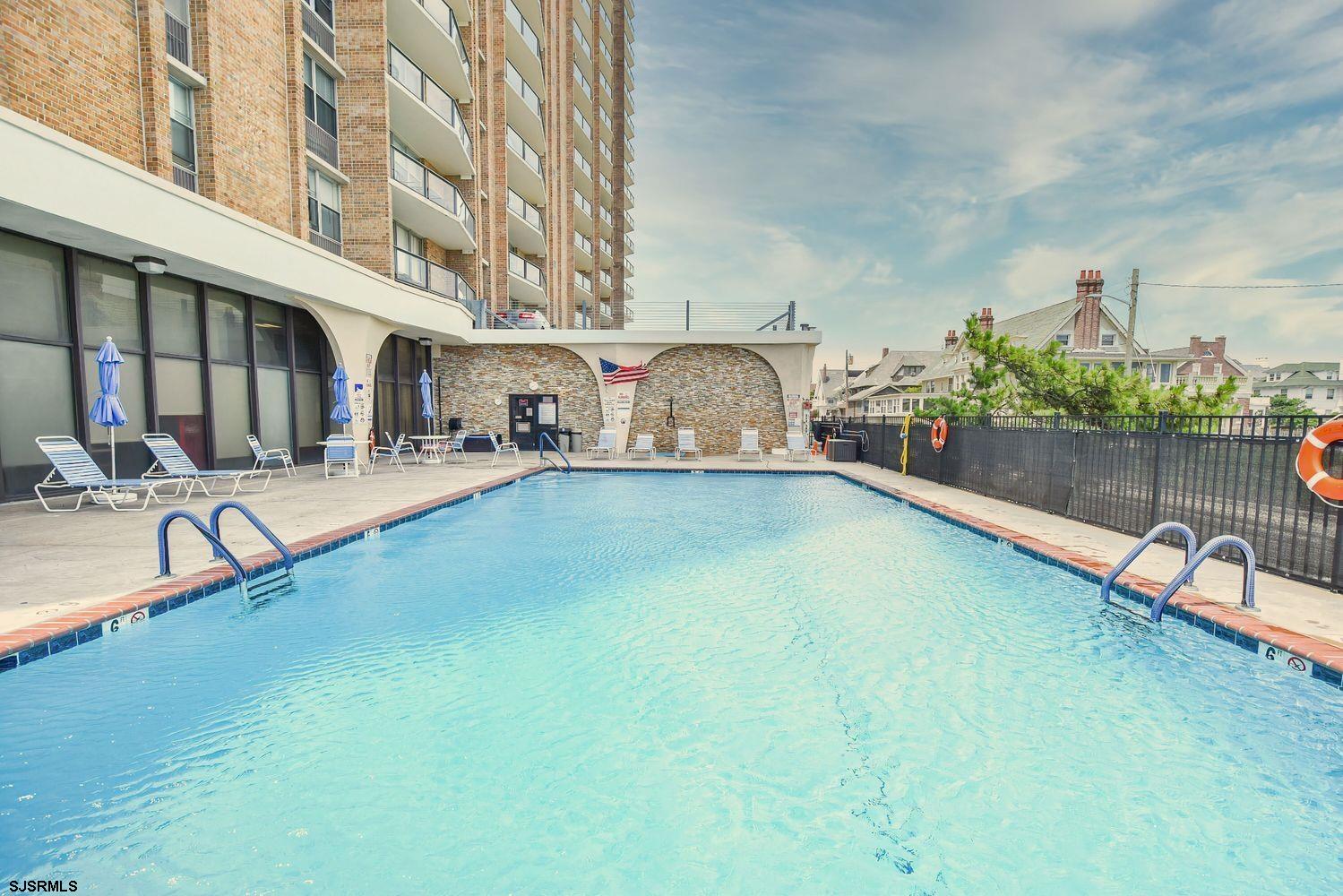 4800 Boardwalk Unit: 604