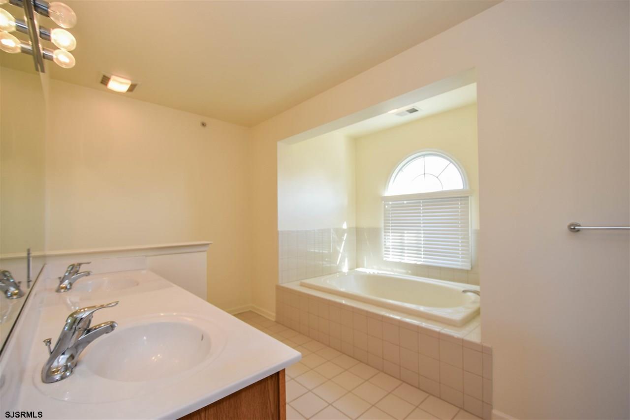 36 Chelsea Ct
