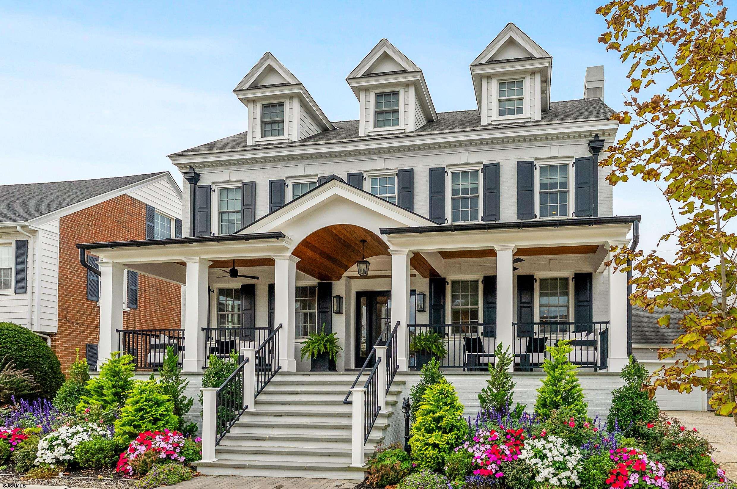 8 S Quincy Ave