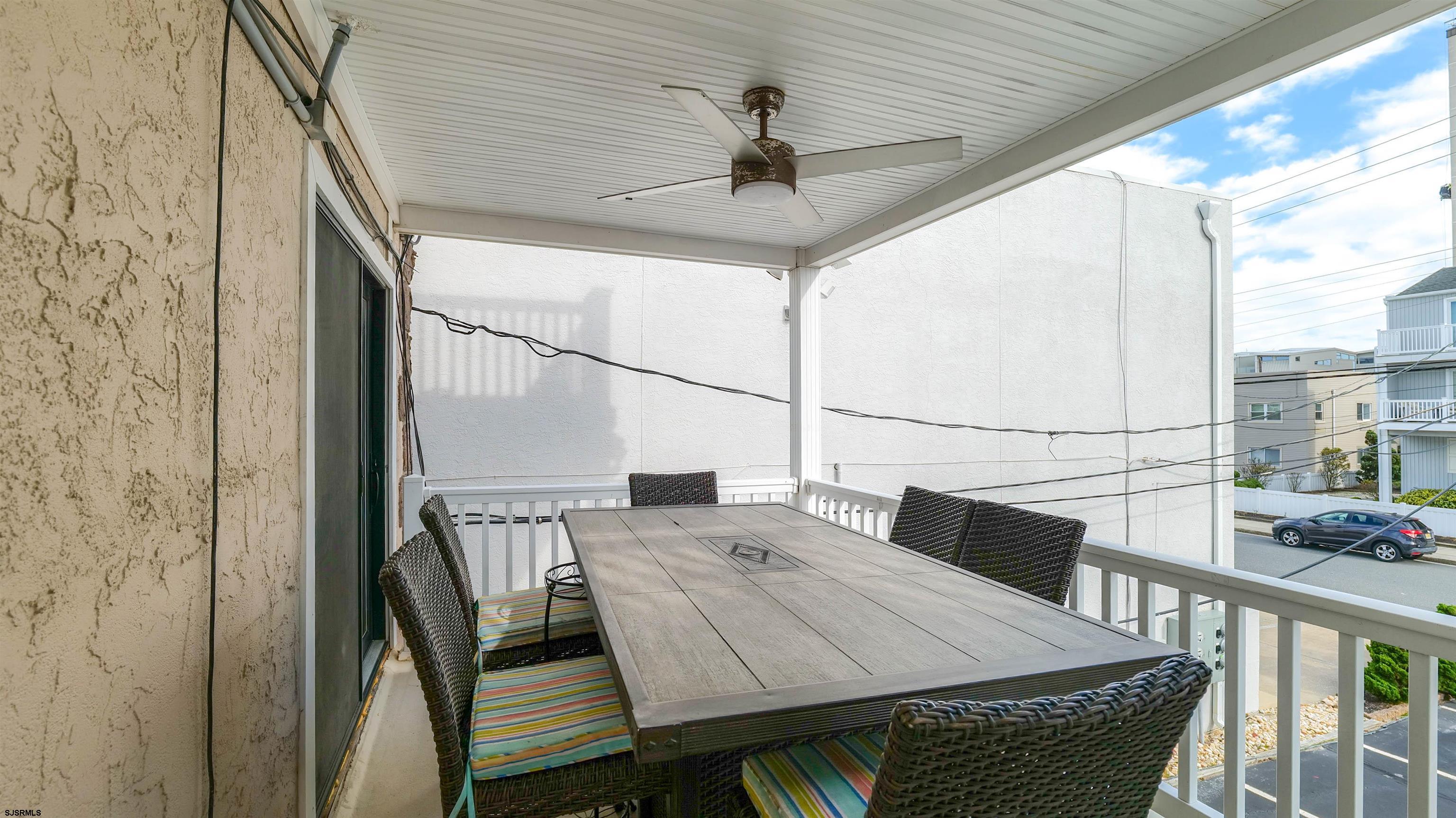 9609 Pacific Ave Unit: 5