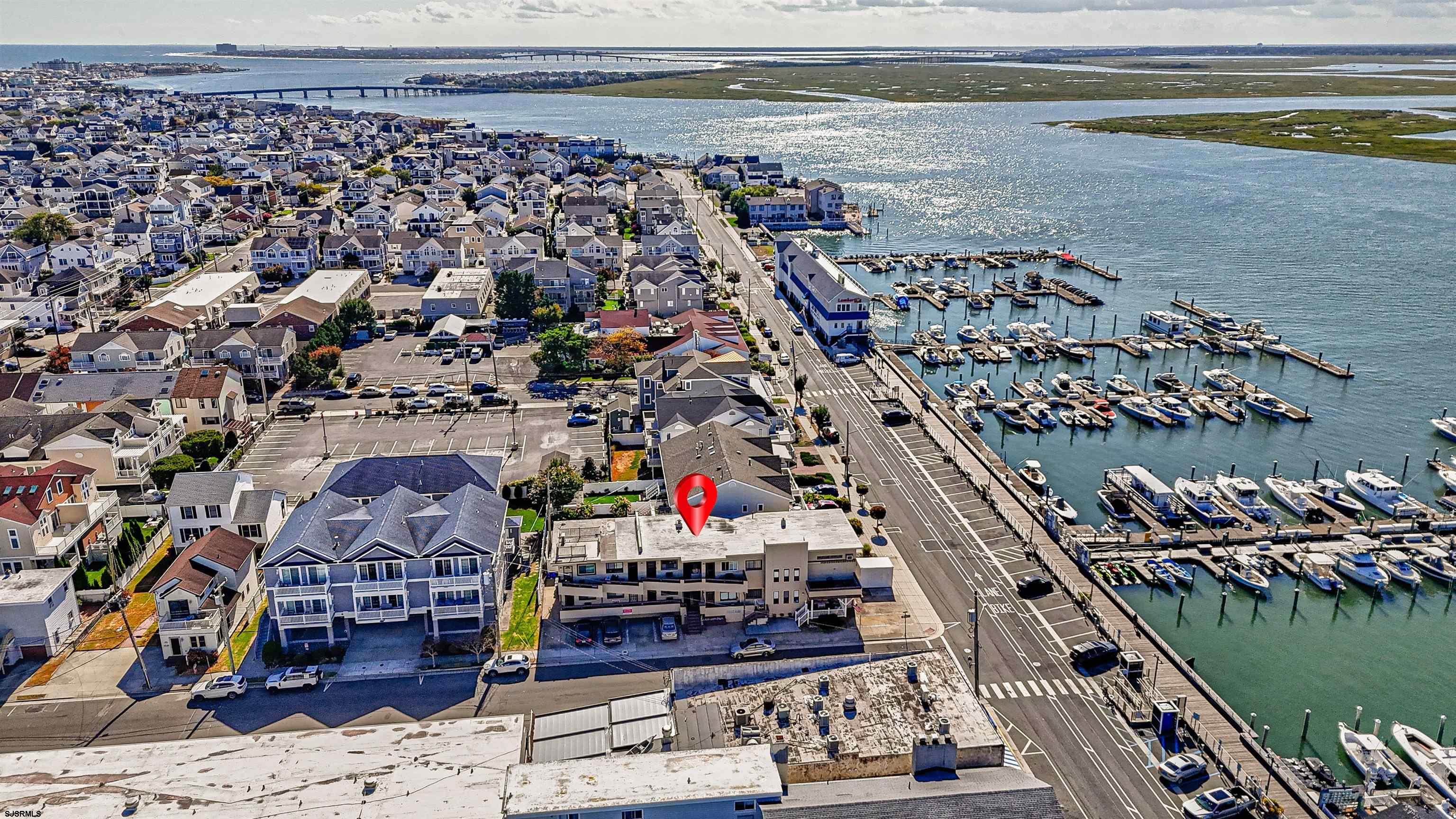 9600 Amherst Ave Unit: 7