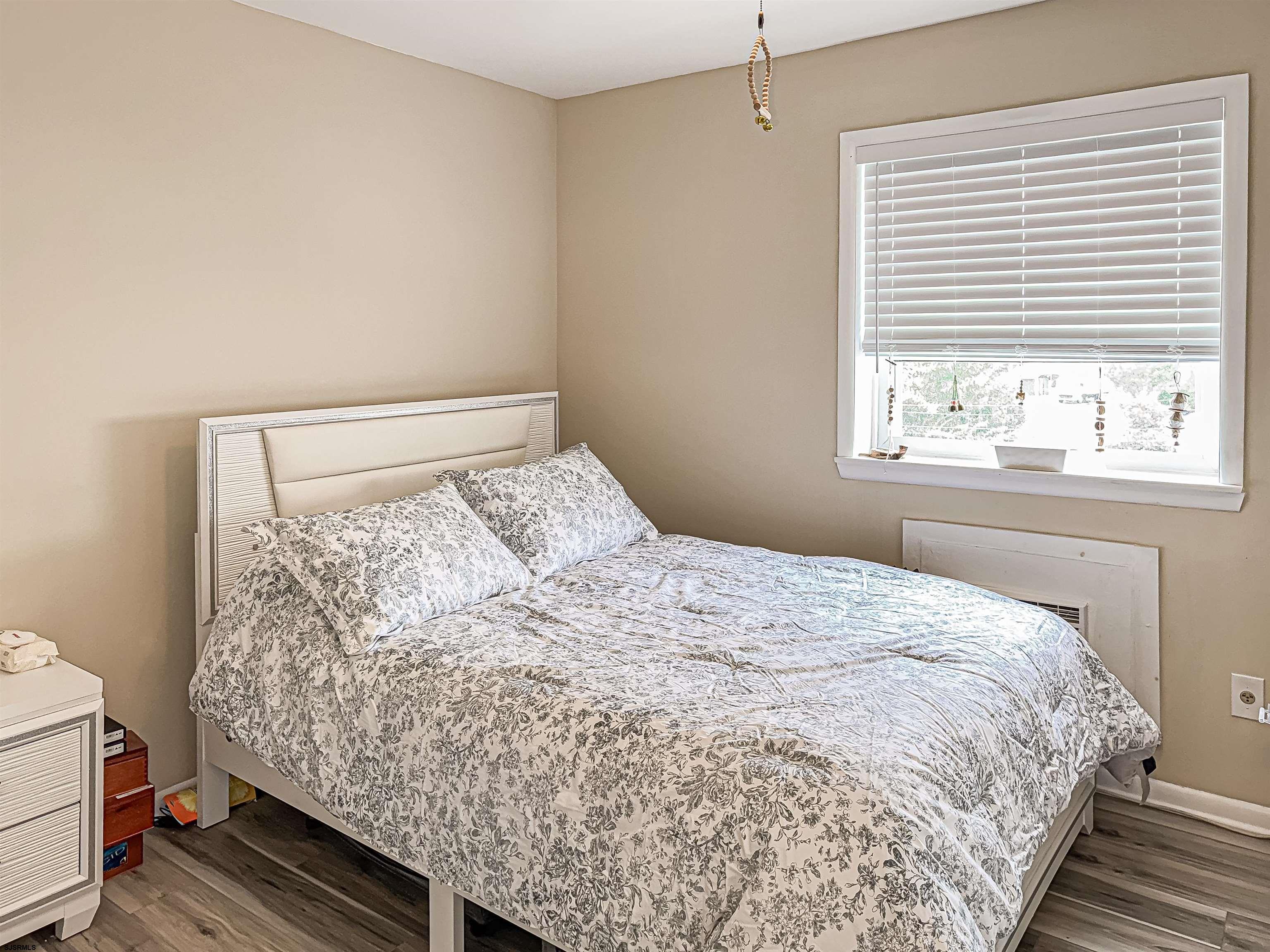 9600 Amherst Ave Unit: 7