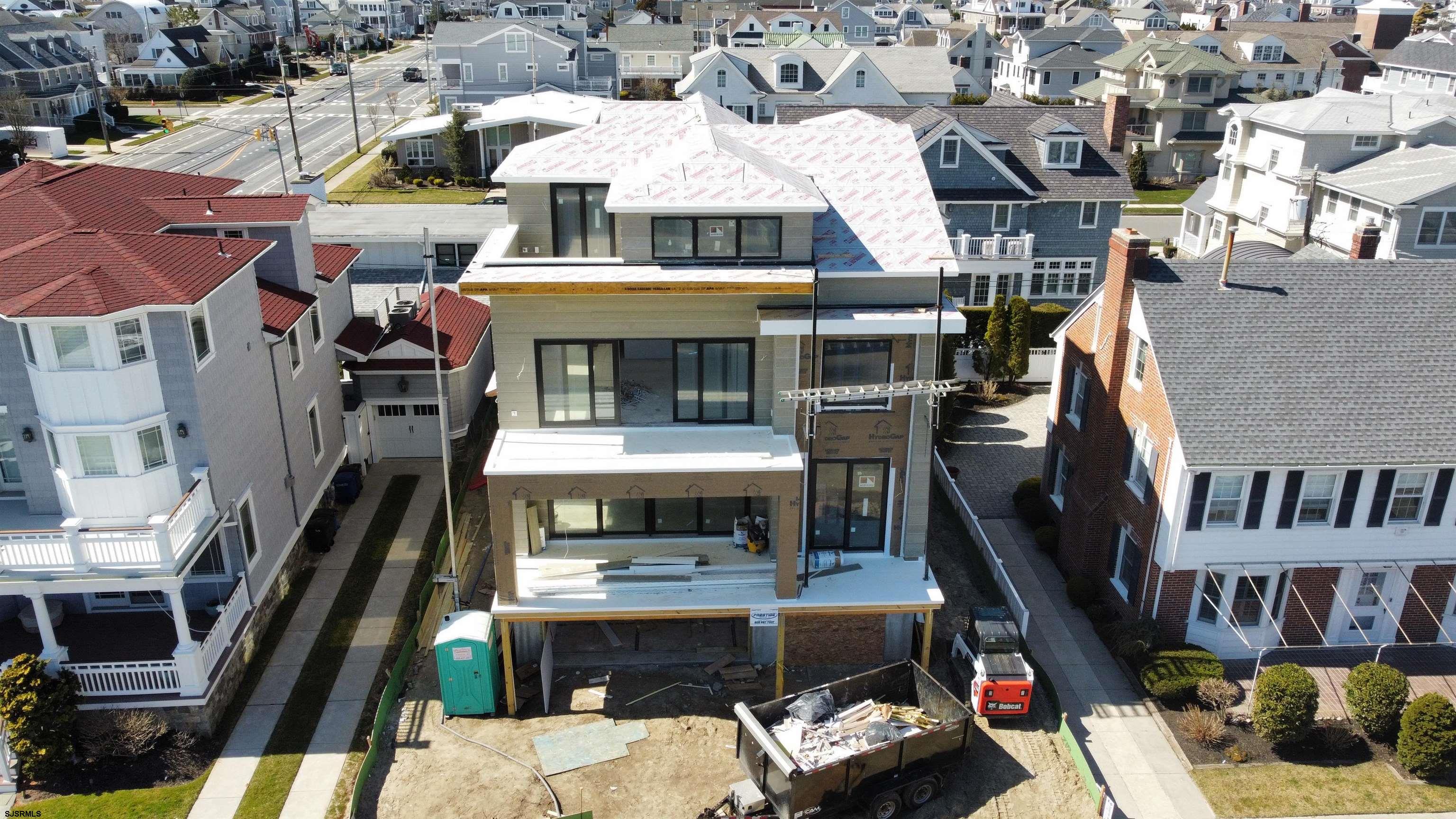 12 S Quincy Ave