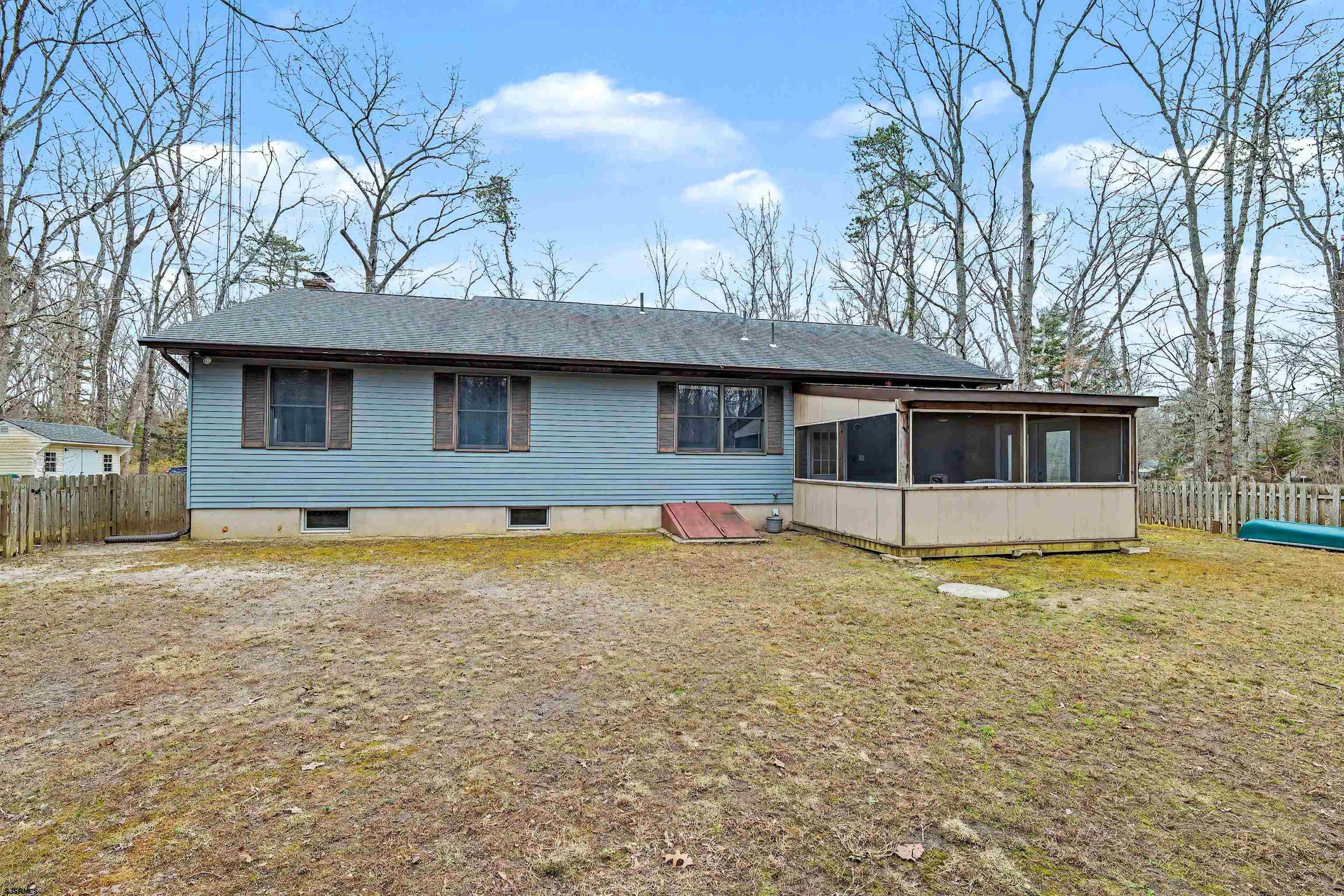 206 5th Ave