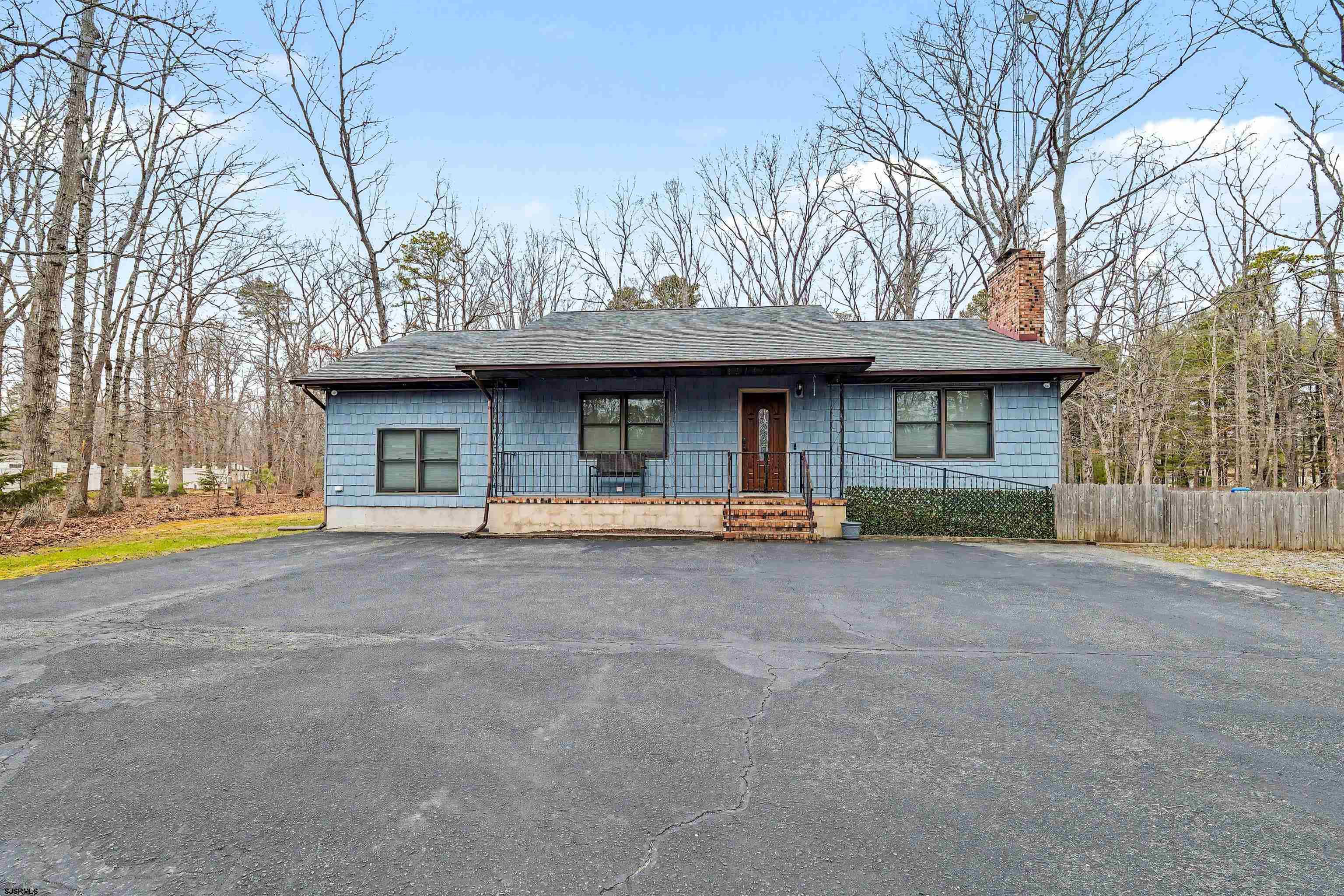 206 5th Ave