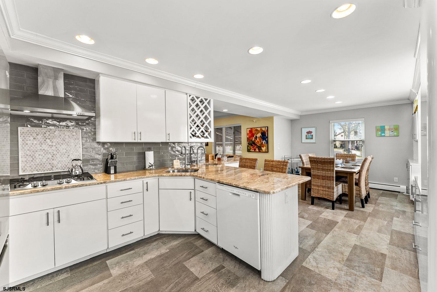 29 East Dr