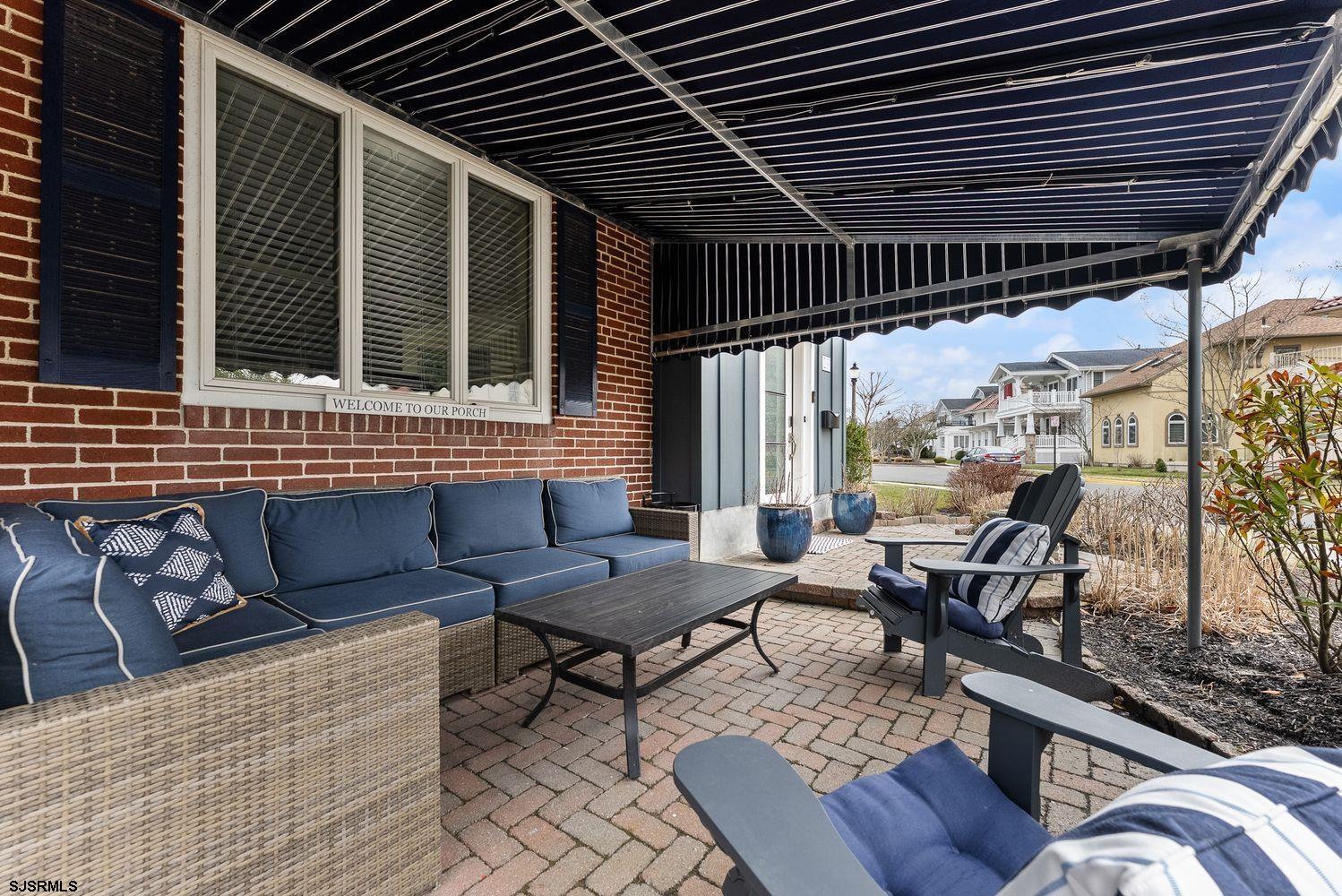 29 East Dr