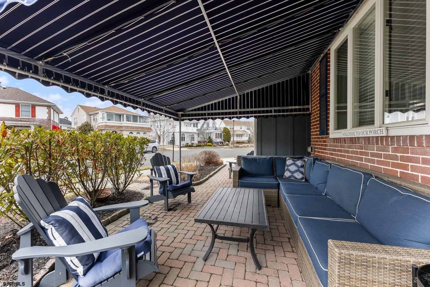 29 East Dr