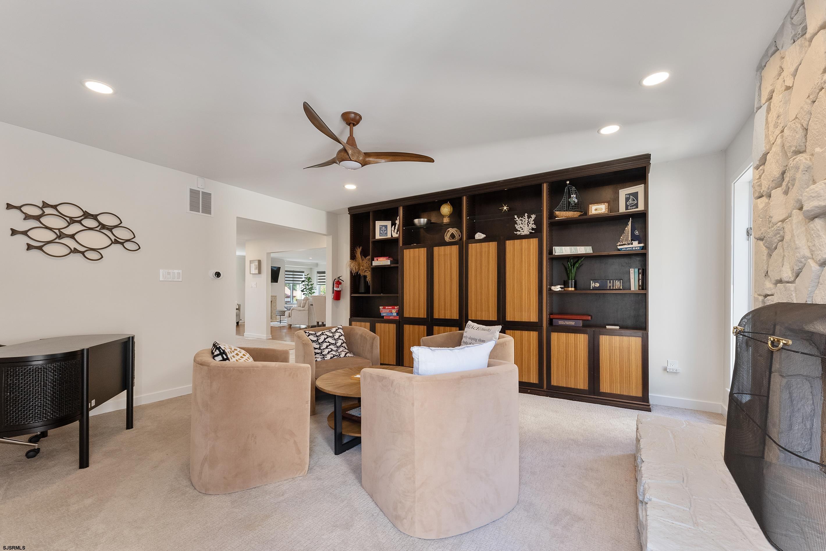 7600 Bayshore Dr