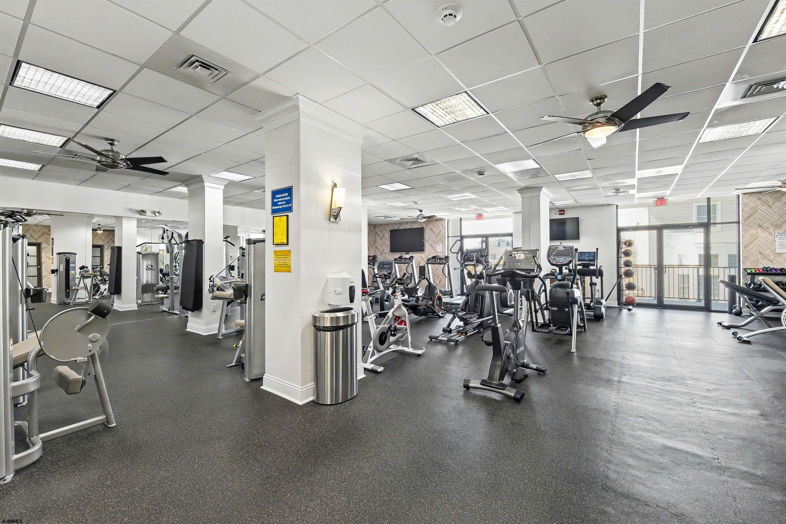 9100 Beach Ave Unit: 905