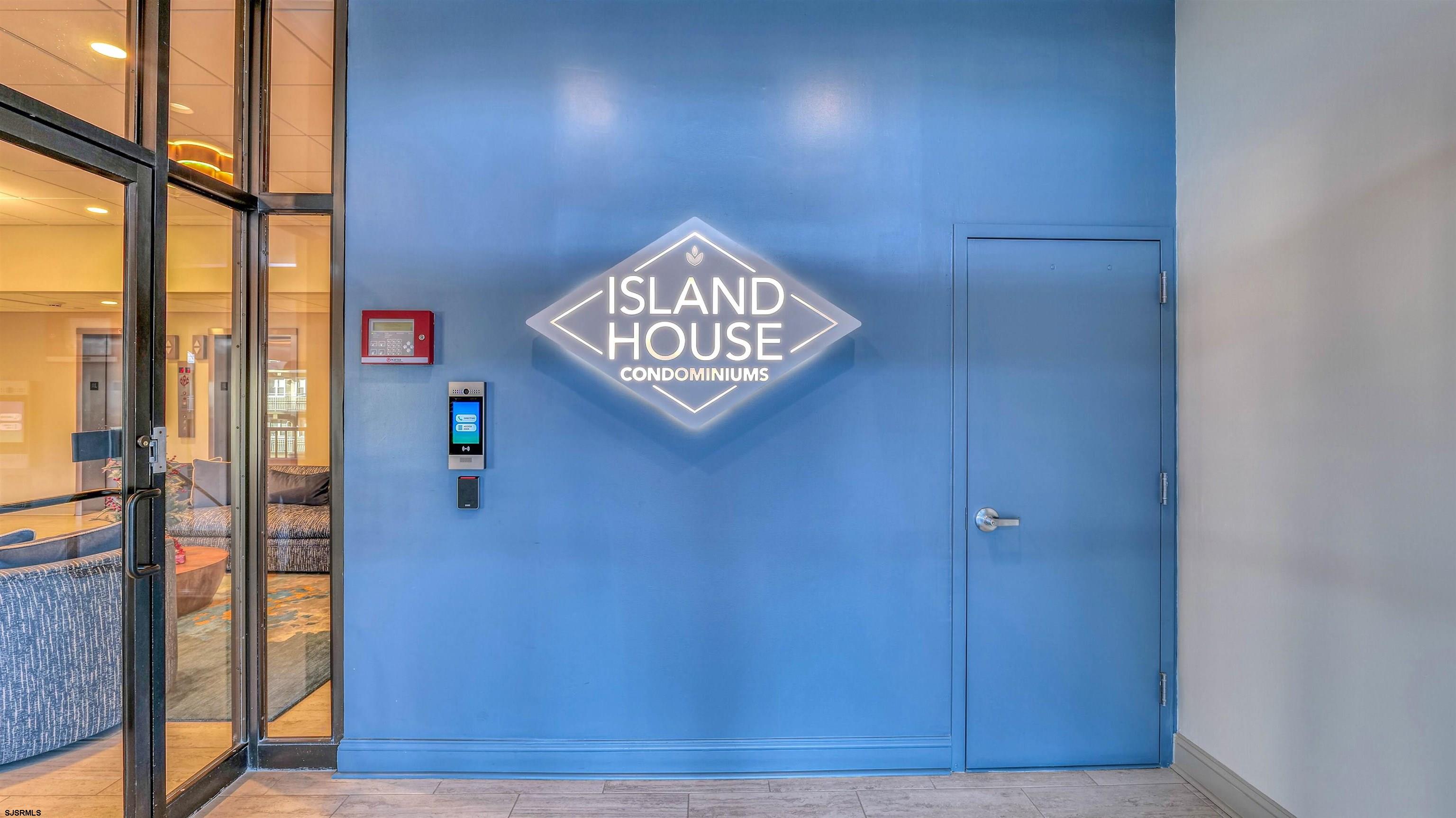 9100 Beach Ave Unit: 905