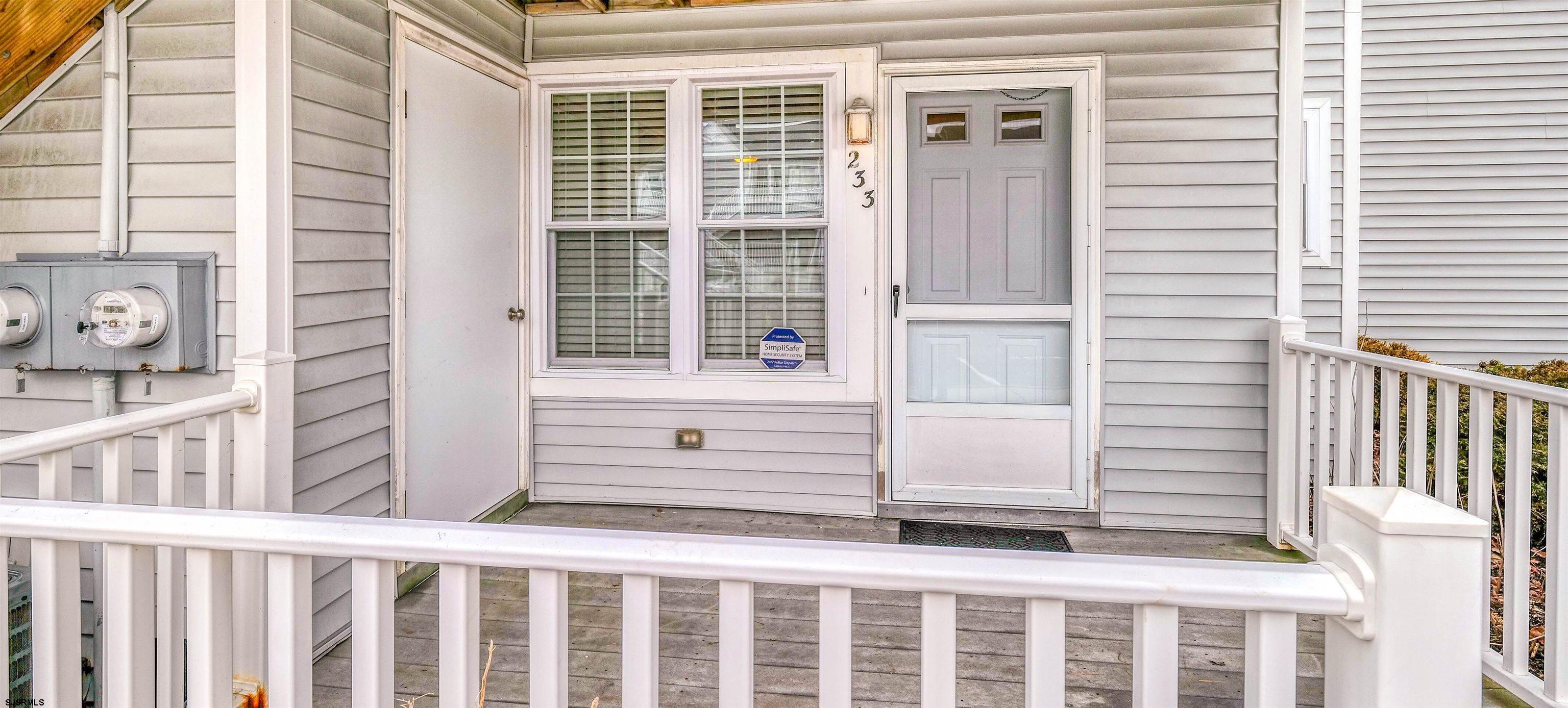 233 London Ct Unit: 233