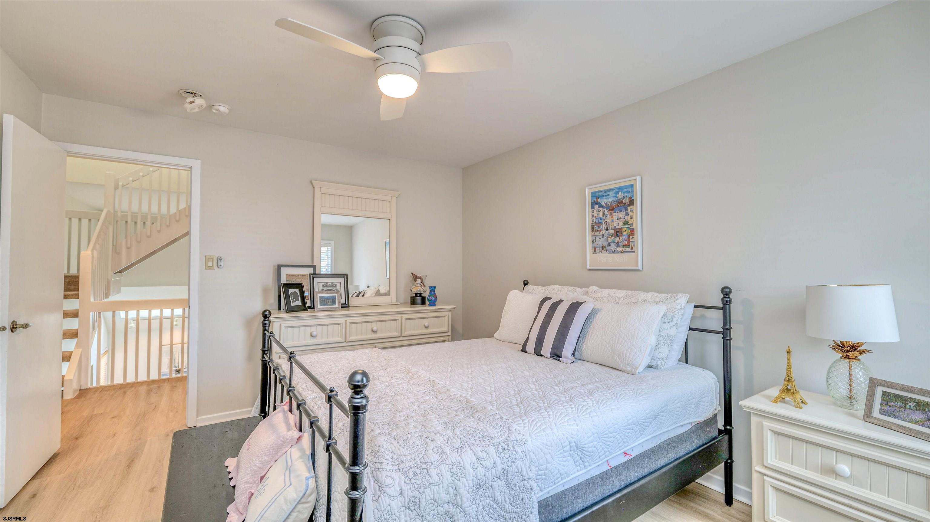 6 Brunswick Ct