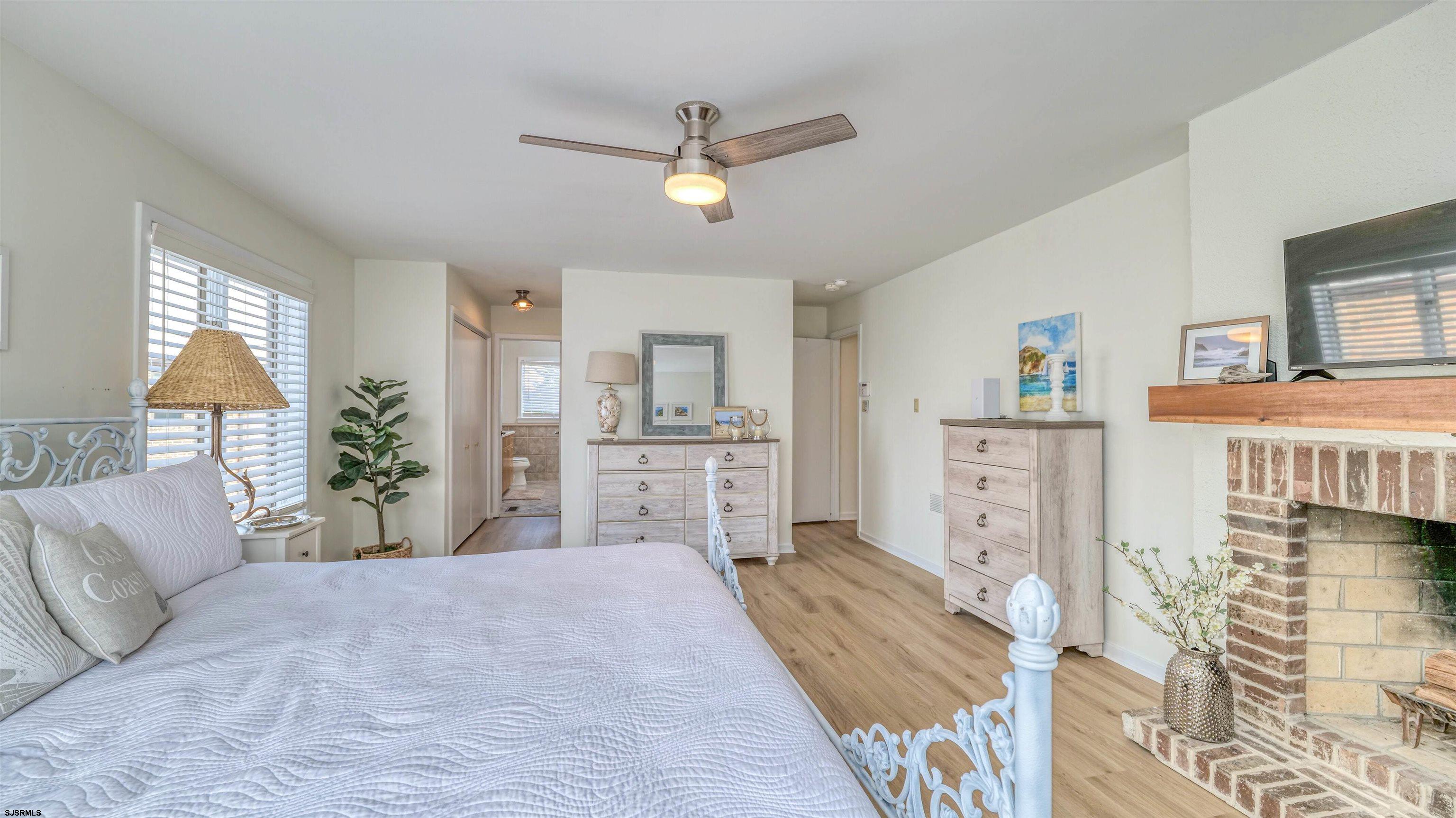 6 Brunswick Ct