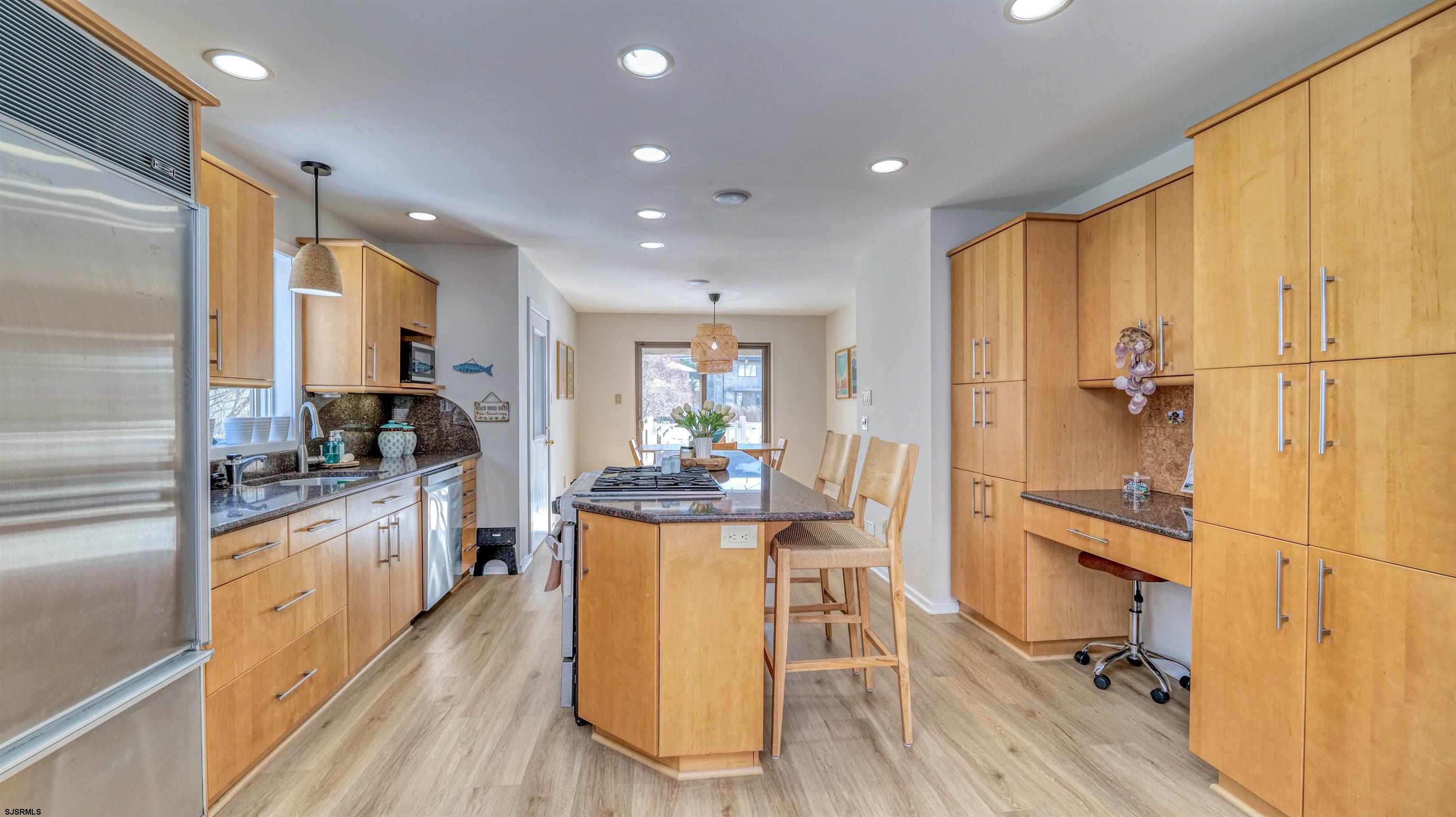 6 Brunswick Ct