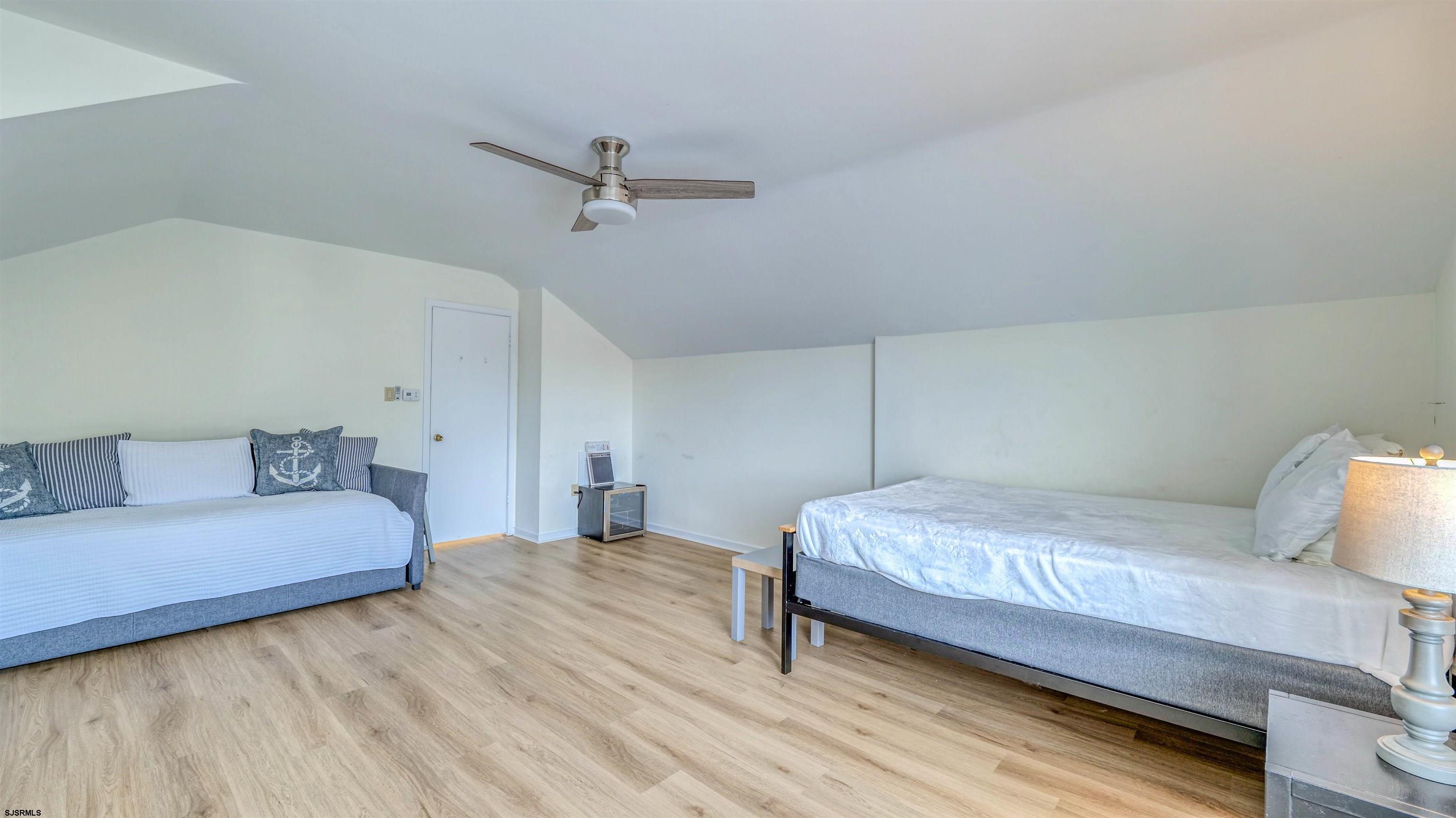 6 Brunswick Ct